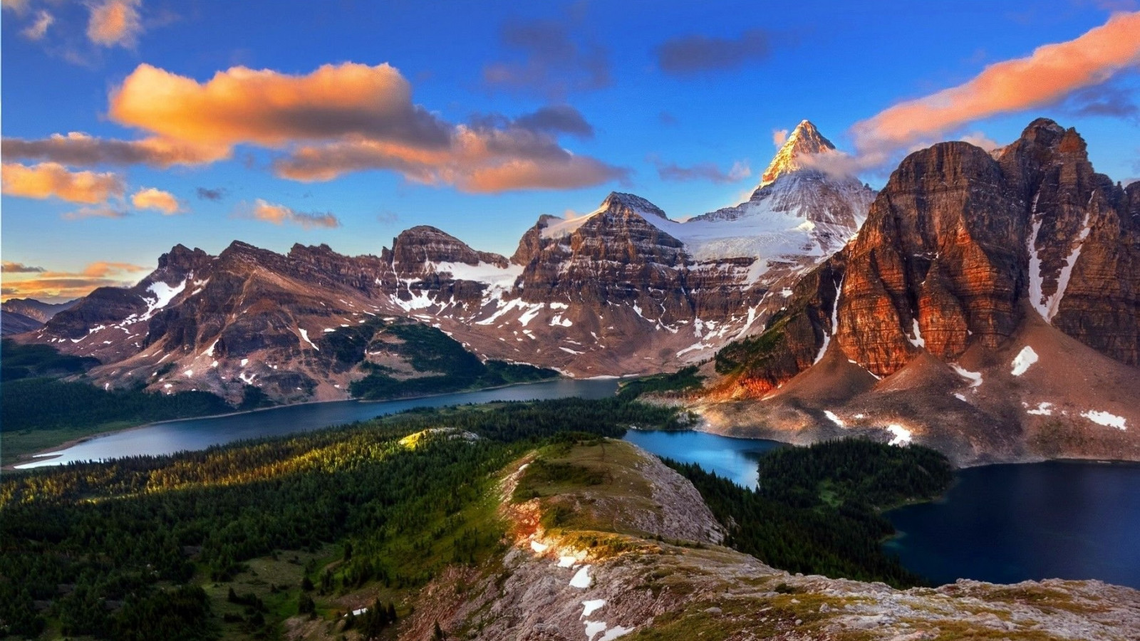 Mount Assiniboine Wallpapers