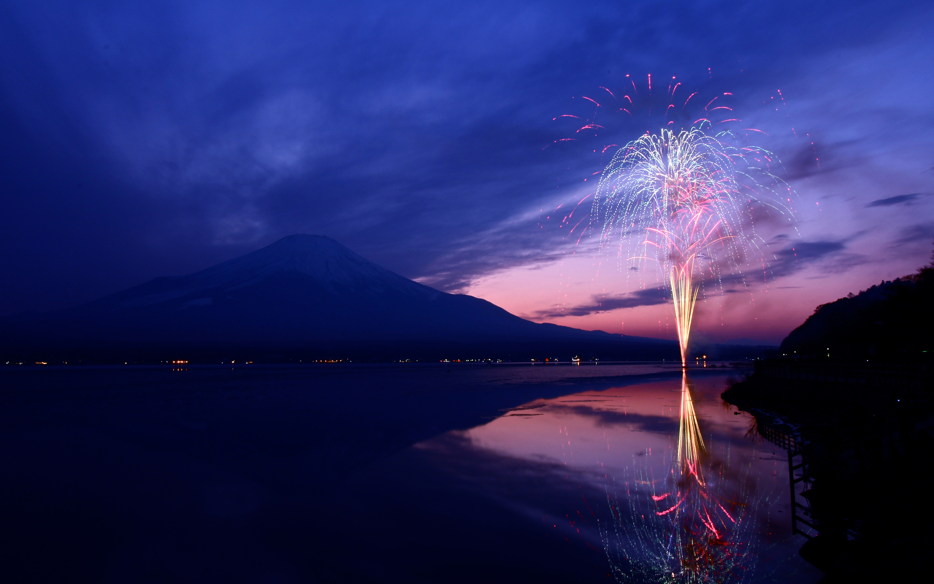 Mount Fuji Reflection Wallpapers