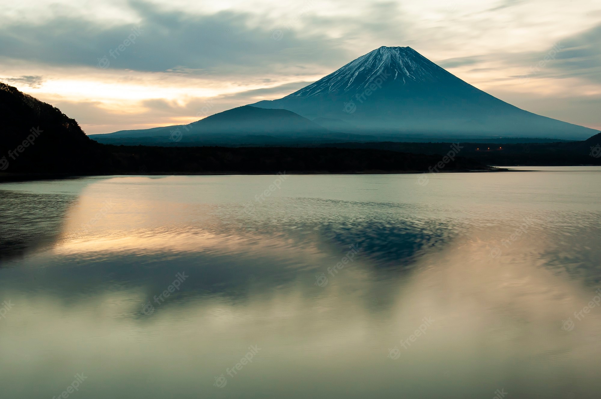 Mount Fuji Reflection Wallpapers