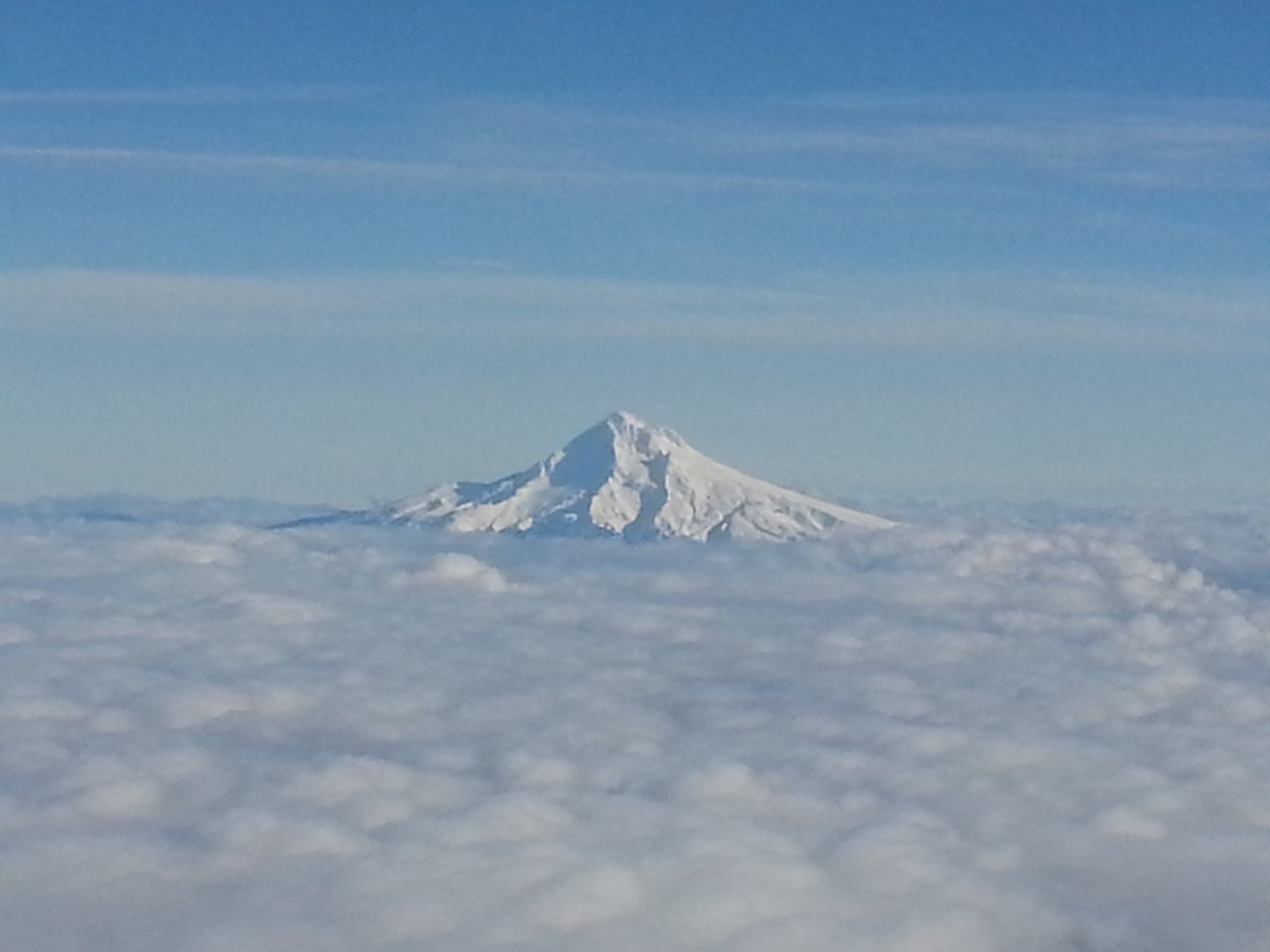 Mount Hood Above The Clouds At Night Wallpapers