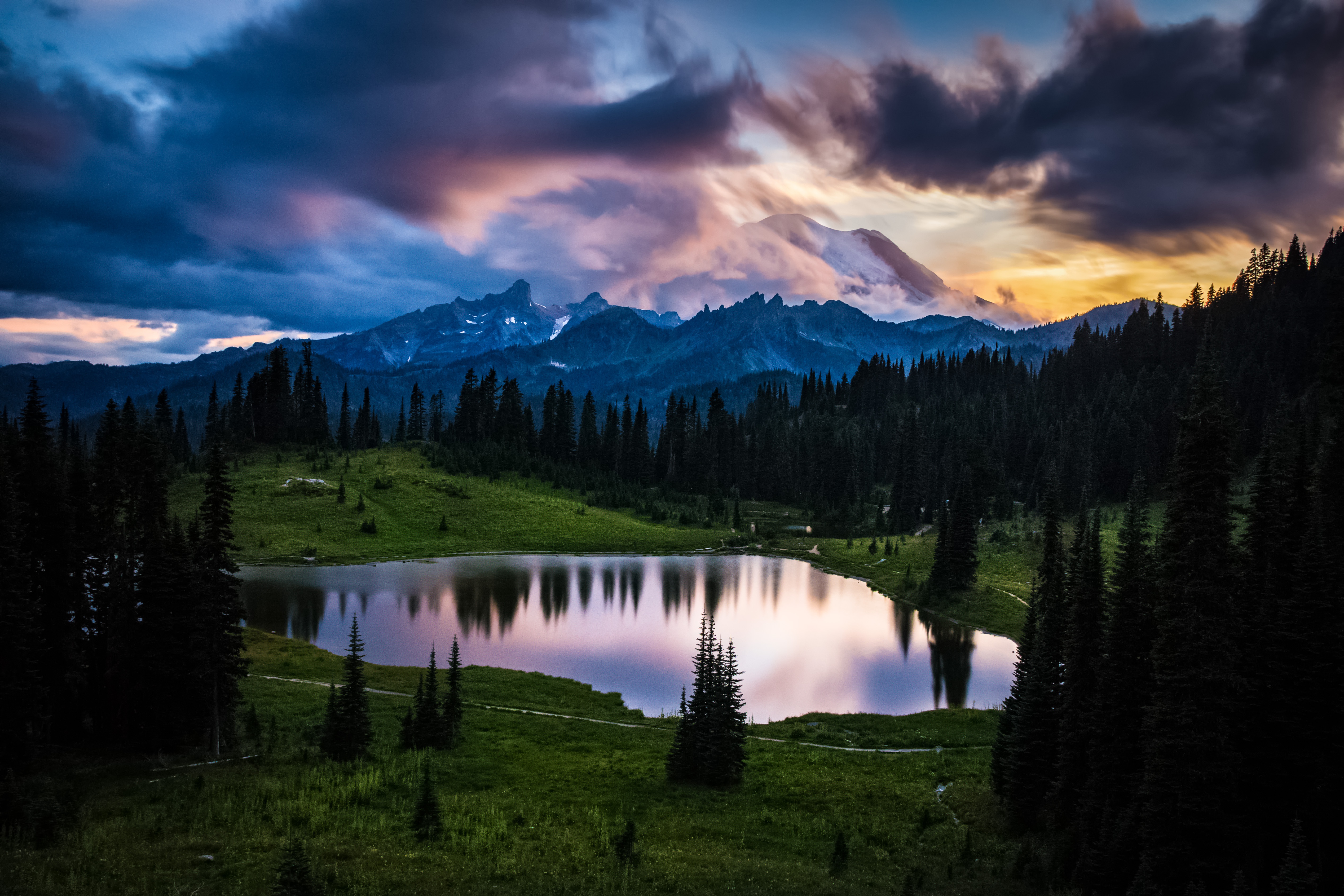 Mount Rainier 4K Wallpapers