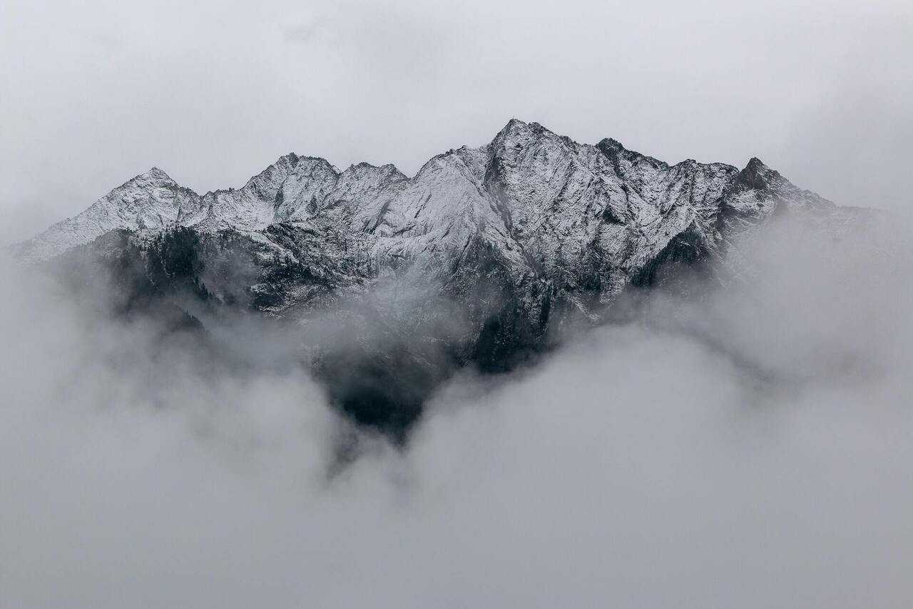 Mountain In The Clouds Wallpapers
