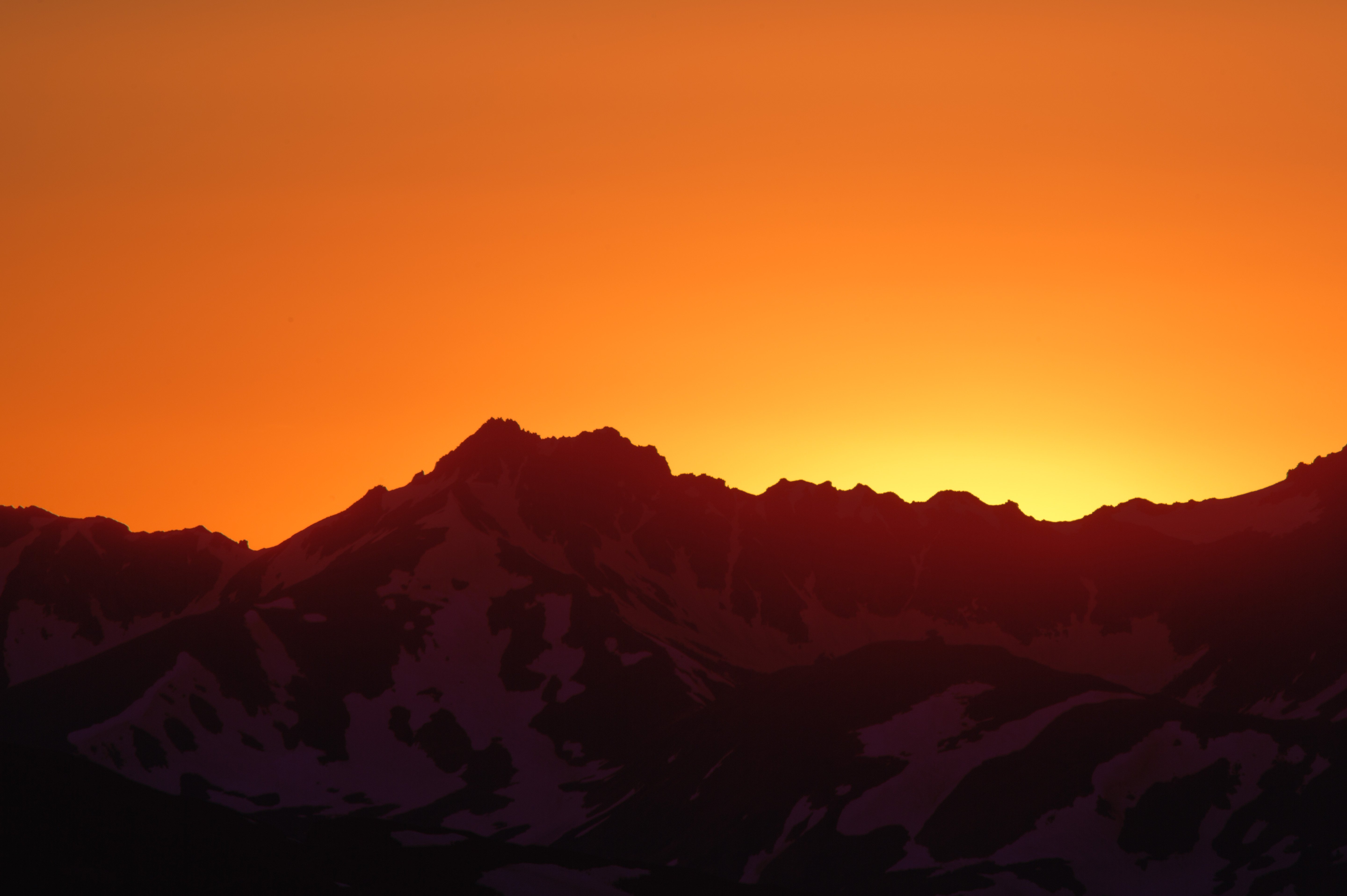 Mountain Sunset 4K Wallpapers