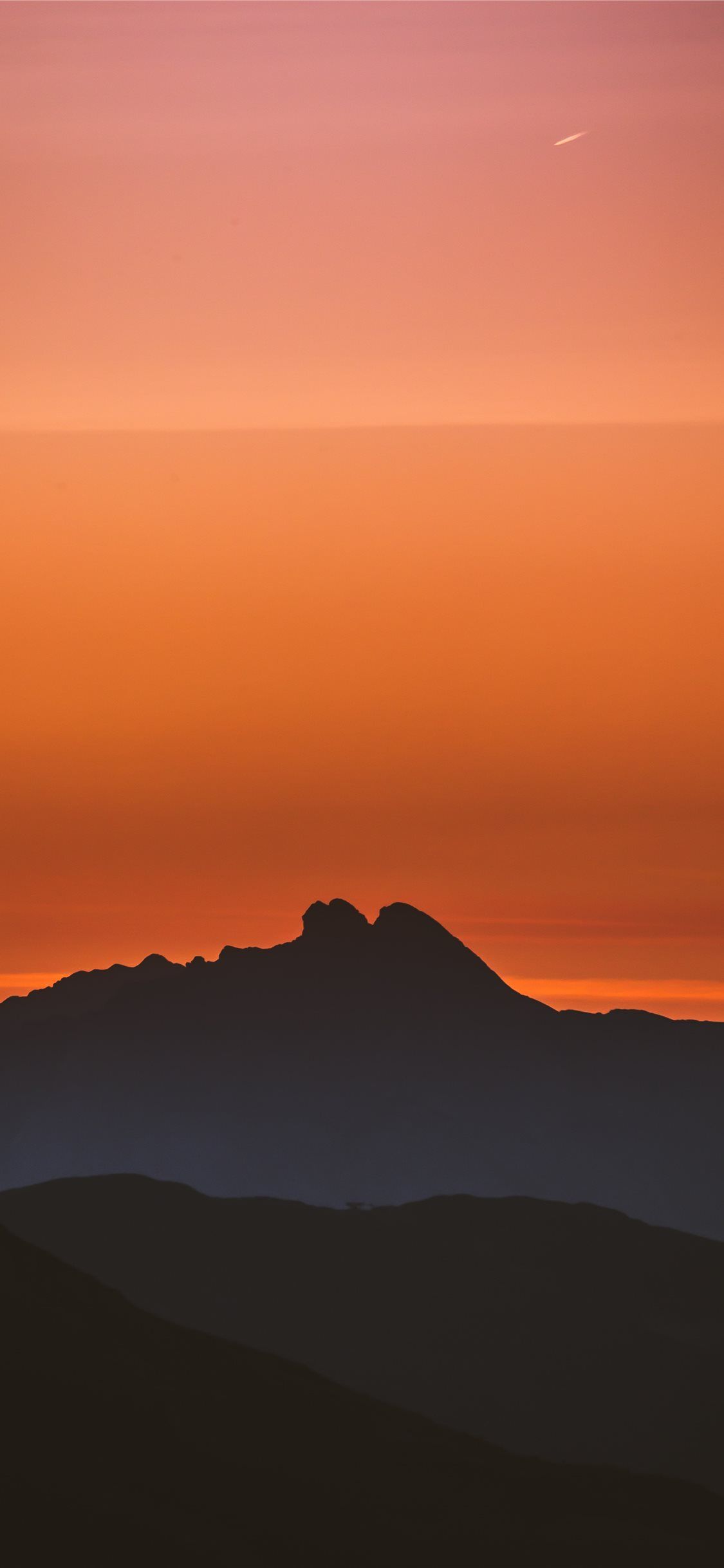 Mountains Silhouette During Sunset Wallpapers