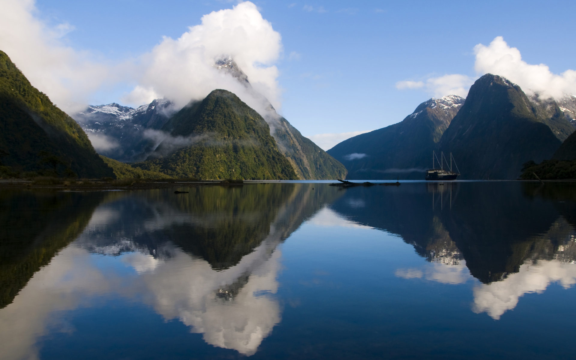 New Zealand Lake View Wallpapers