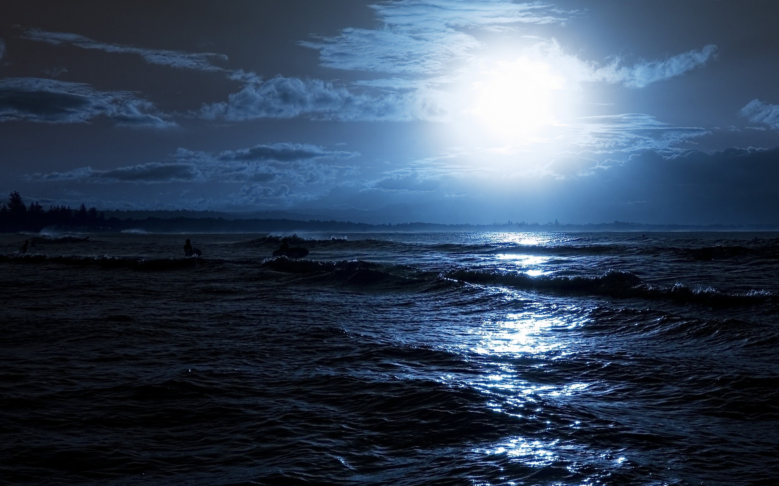 Ocean During Nighttime With Moon Wallpapers