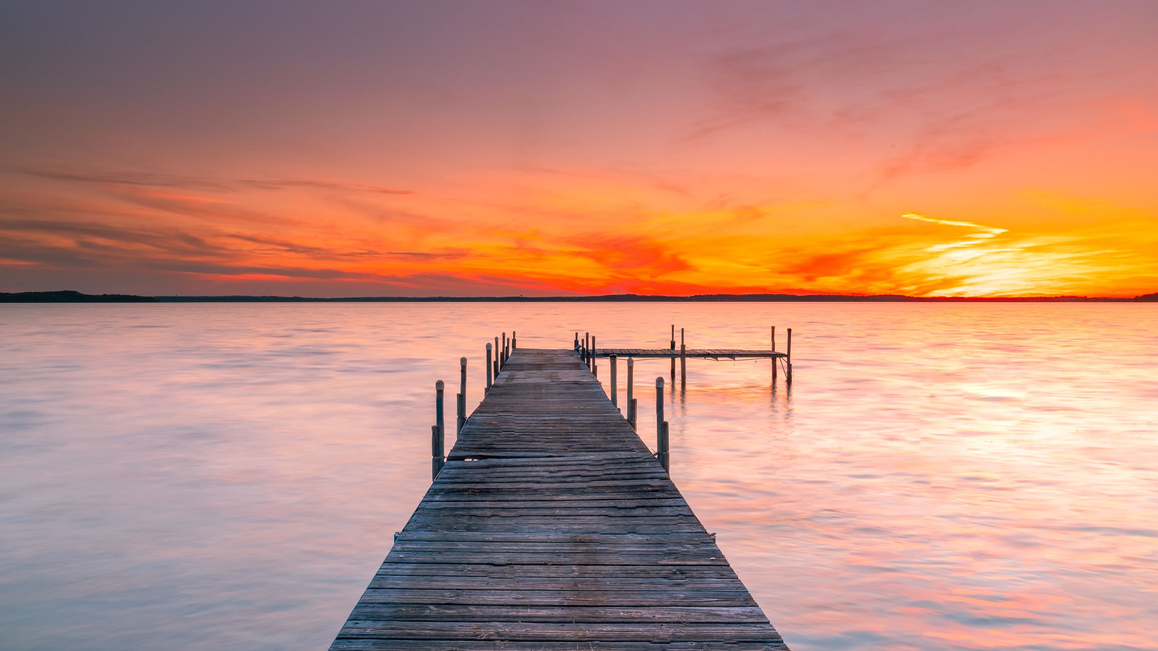 Pier 4K Sunset Wallpapers