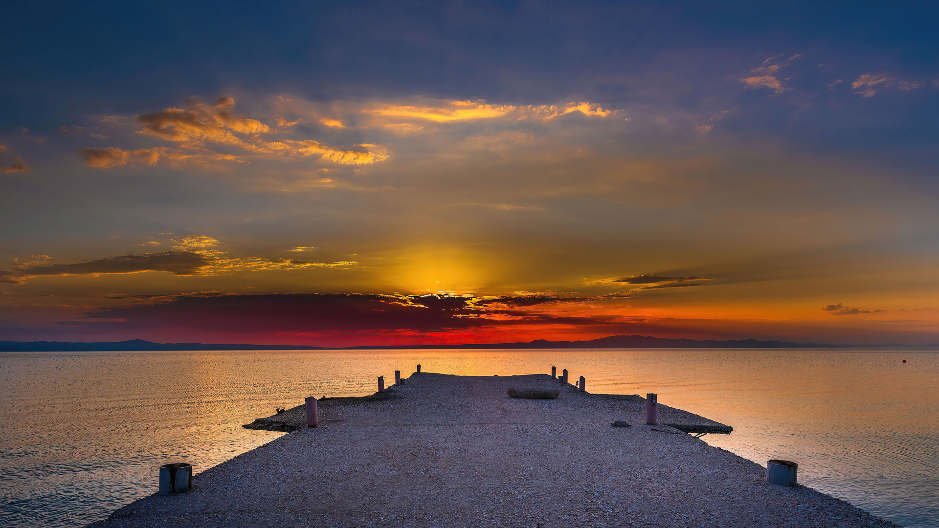 Pier 4K Sunset Wallpapers