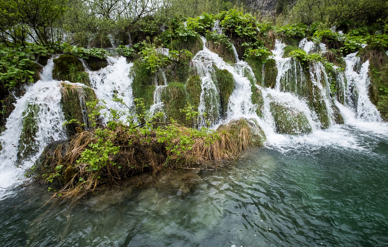 Plitvice Lakes National Park Wallpapers