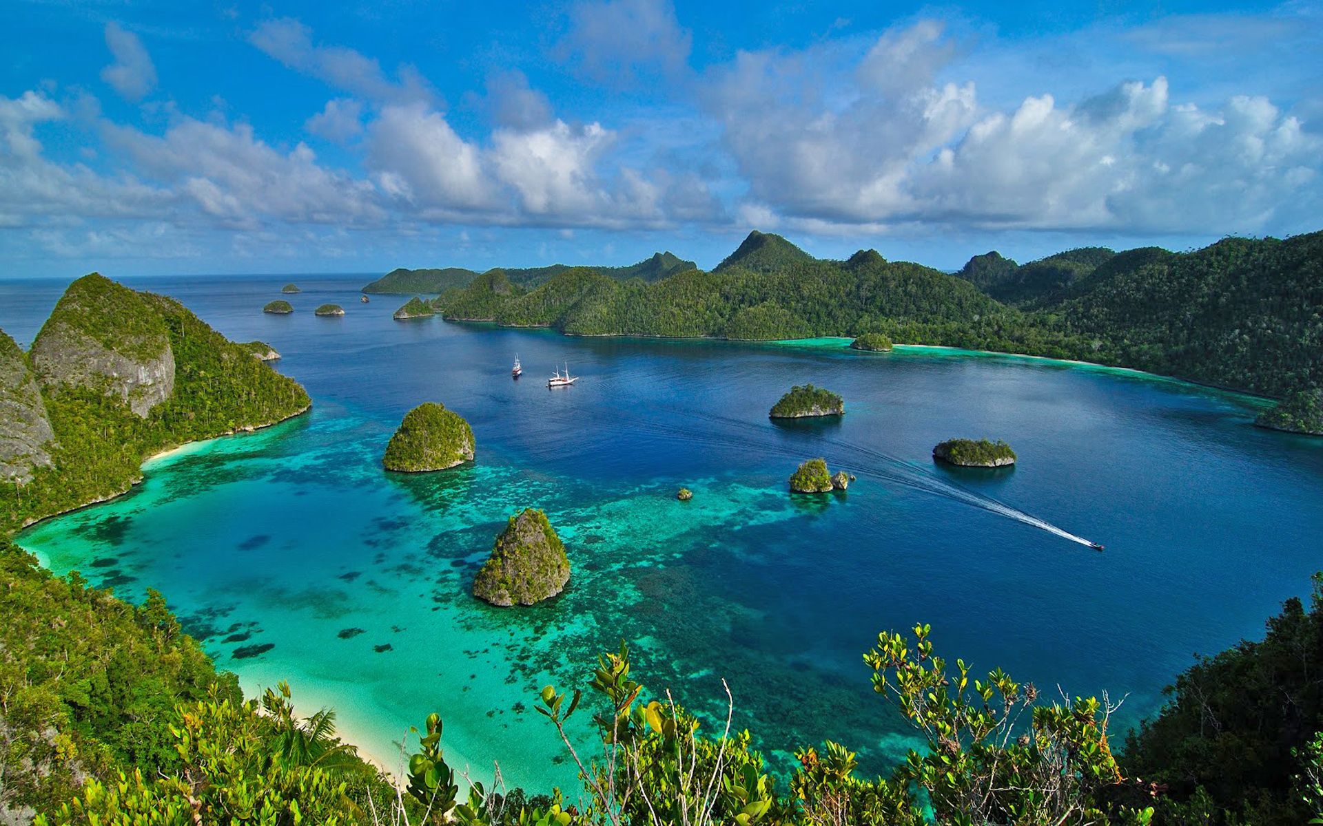 Raja Ampat Islands Wallpapers