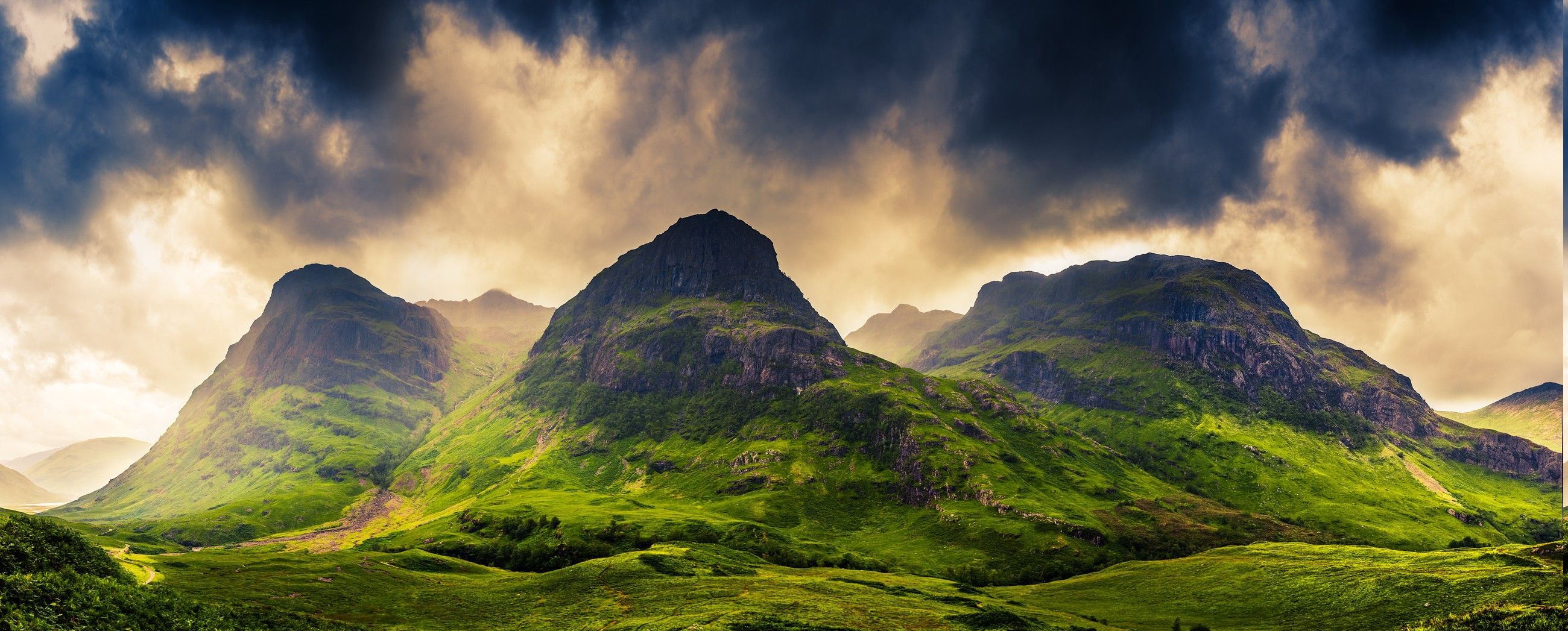 Scenery Night In Scotland Wallpapers