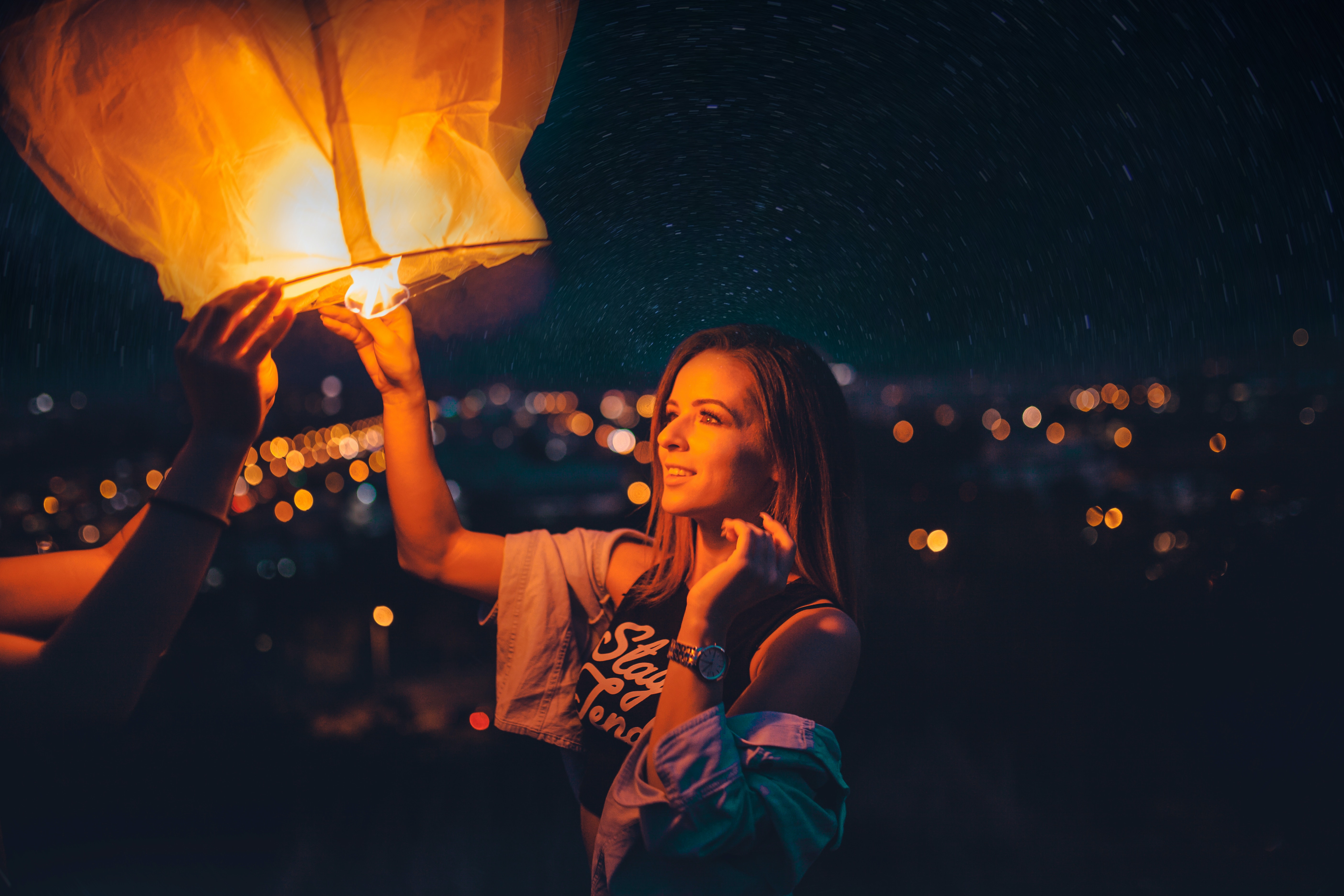 Sky Lanterns Wallpapers