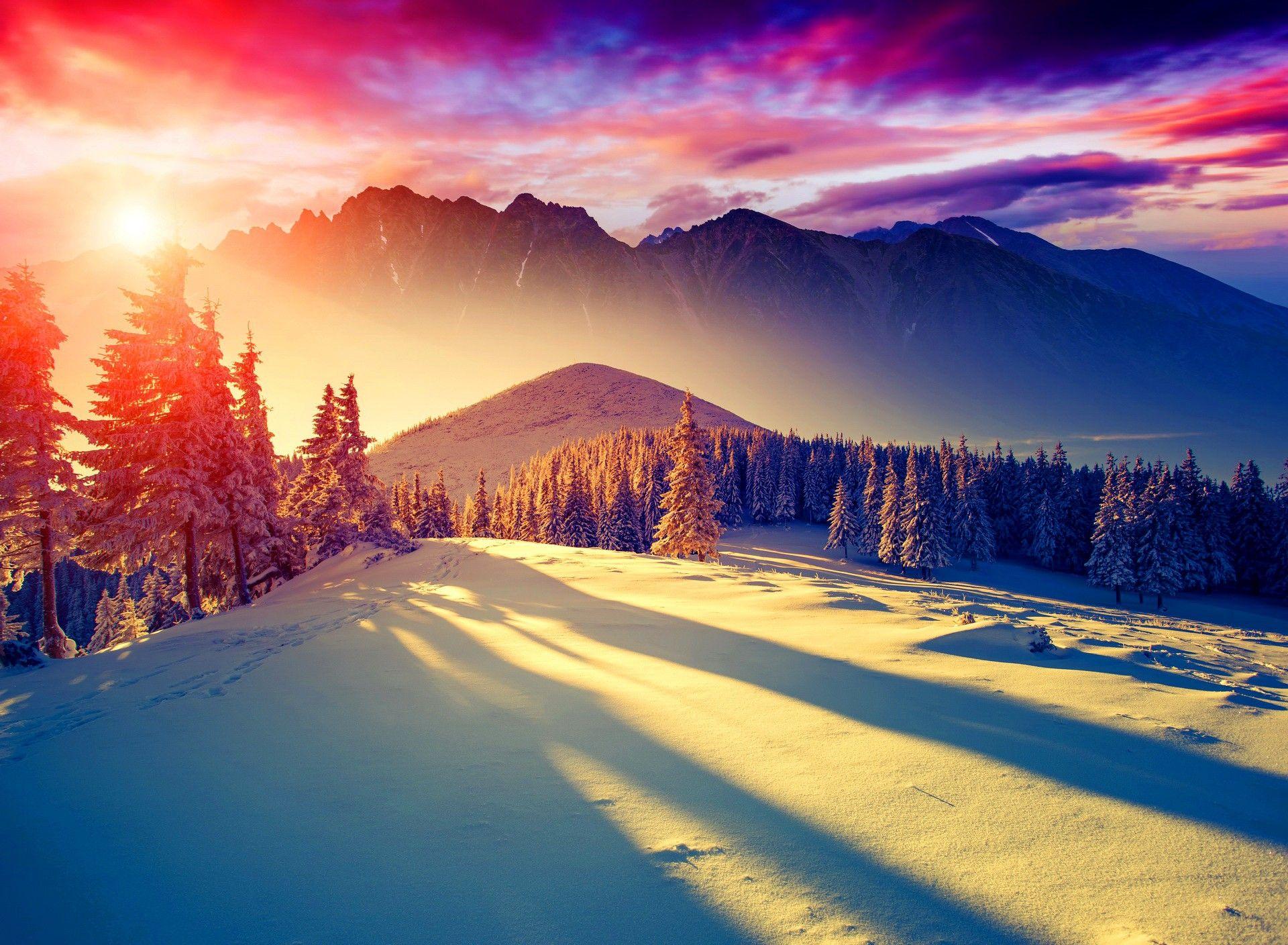 Start Of Sunrises Over Mountains Wallpapers