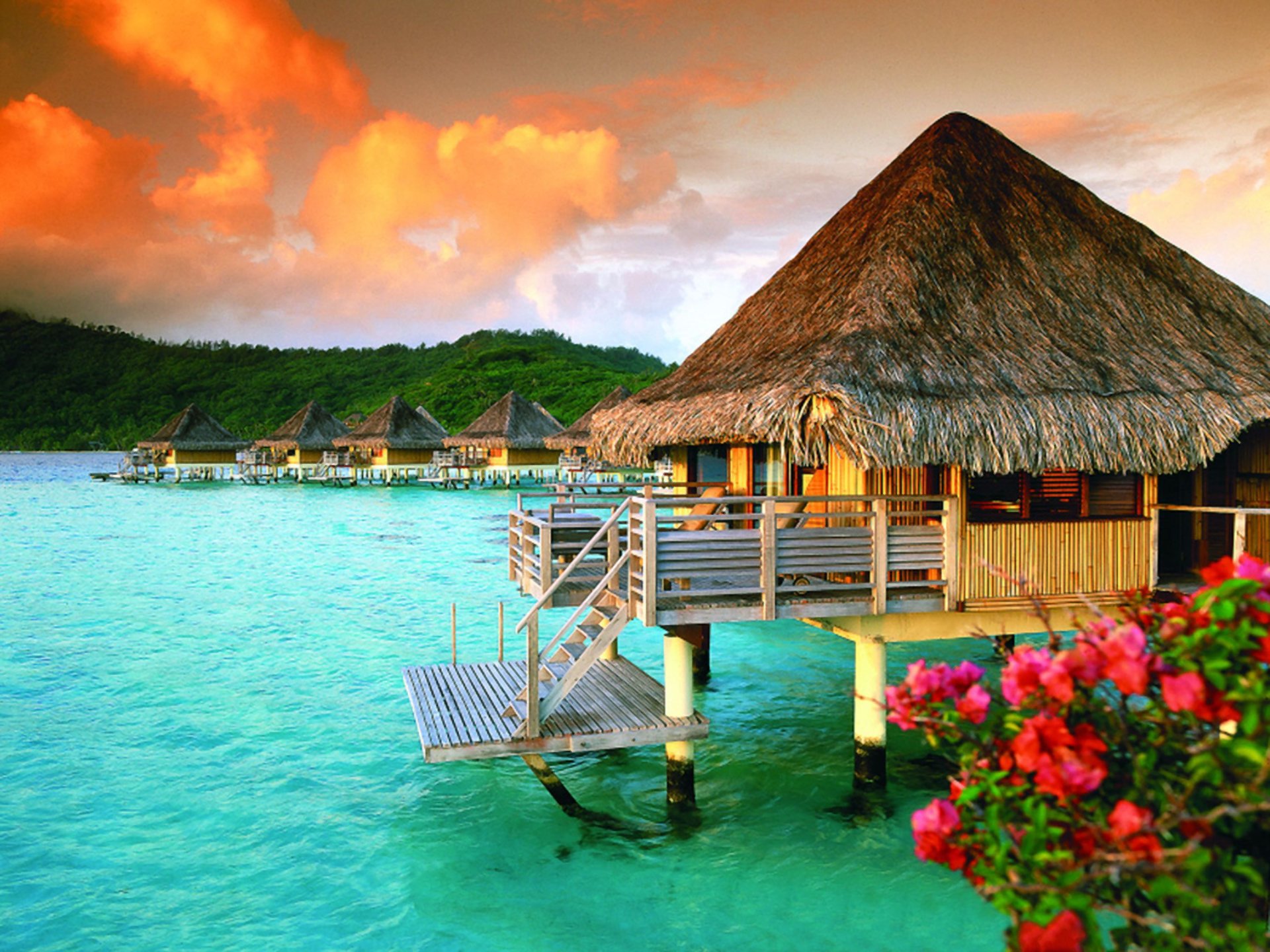 Sunset In Island Huts Wallpapers