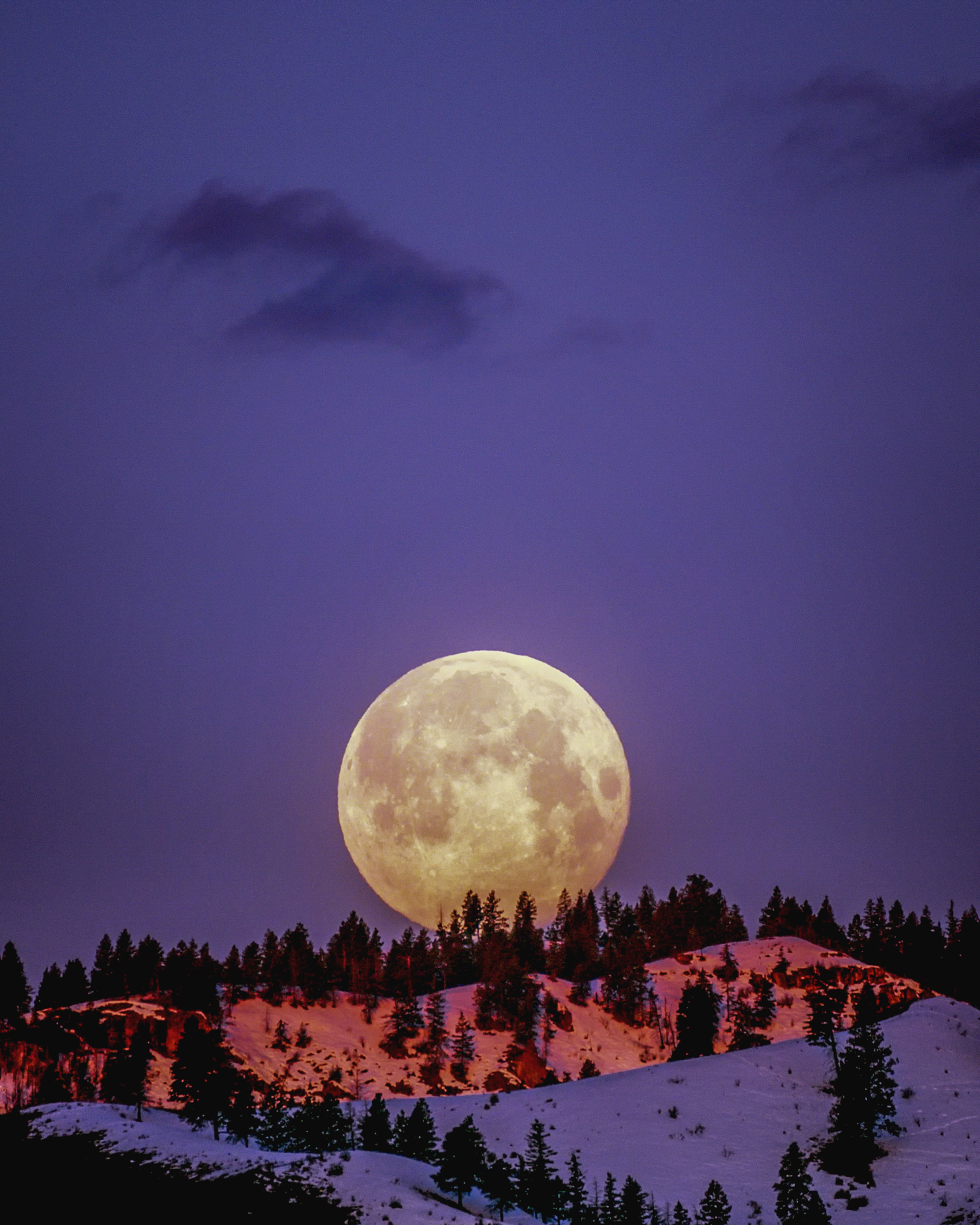 Supermoon Behind The Cerro Armazones Mountain Wallpapers