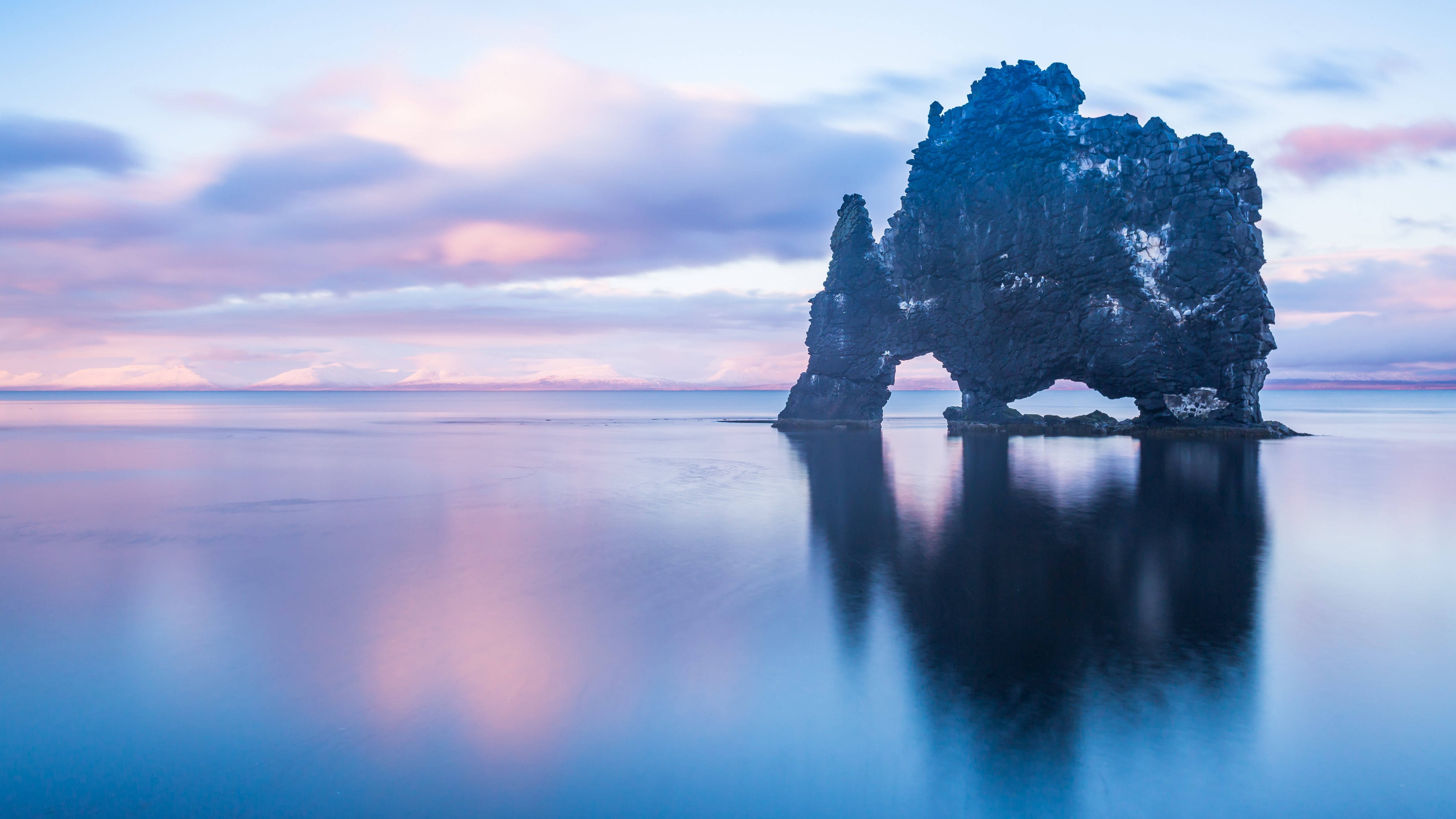 Vestrahorn 4K Ocean Wallpapers