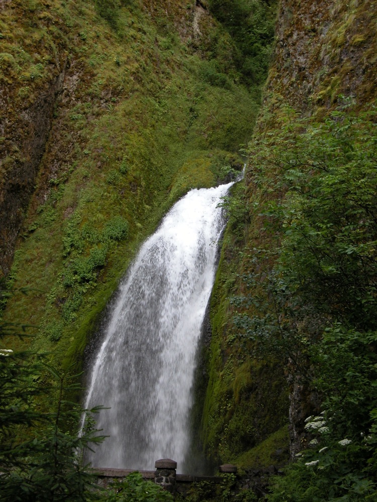 Wahkeena Falls Wallpapers