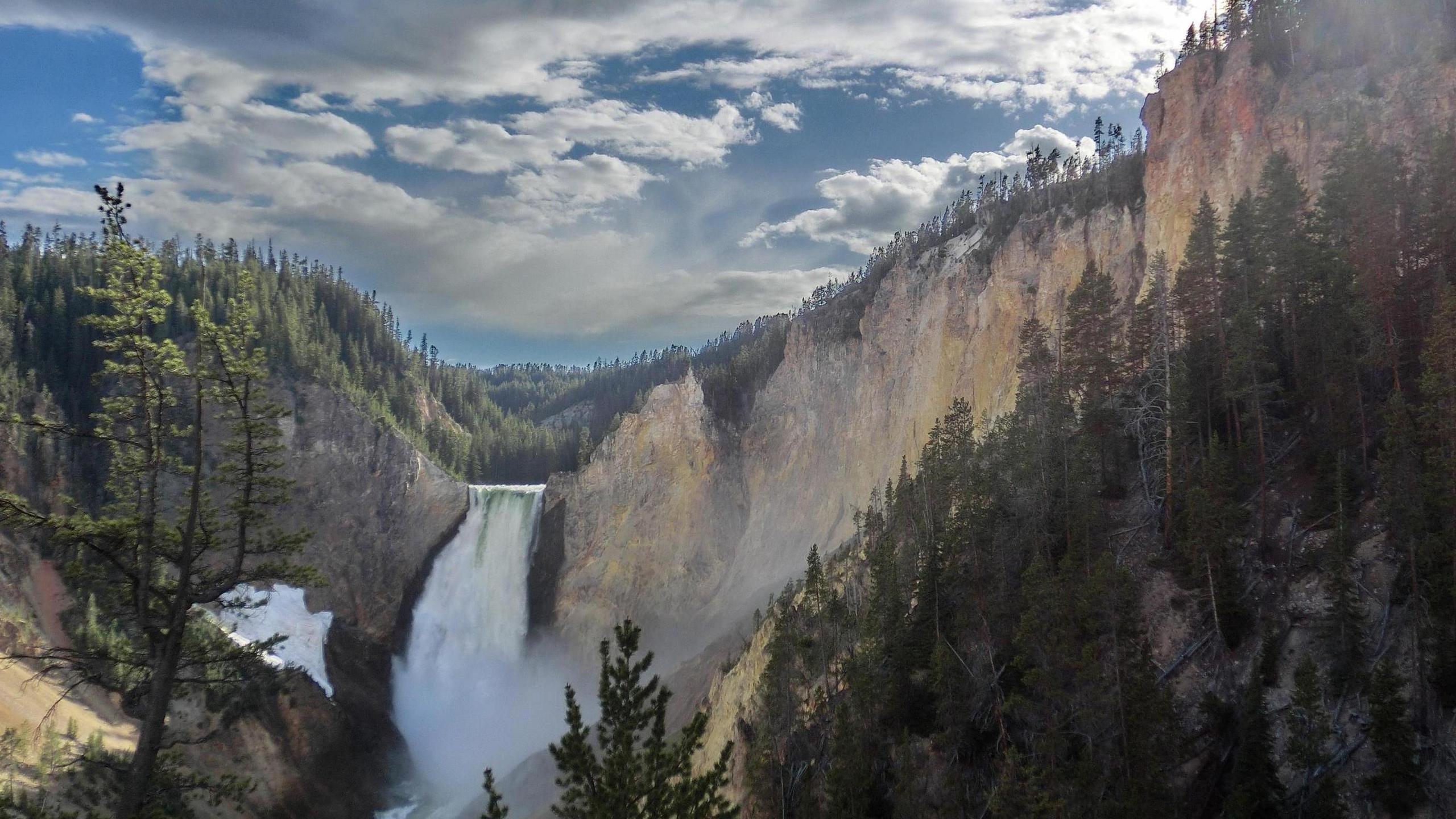 Yellowstone Falls Wallpapers