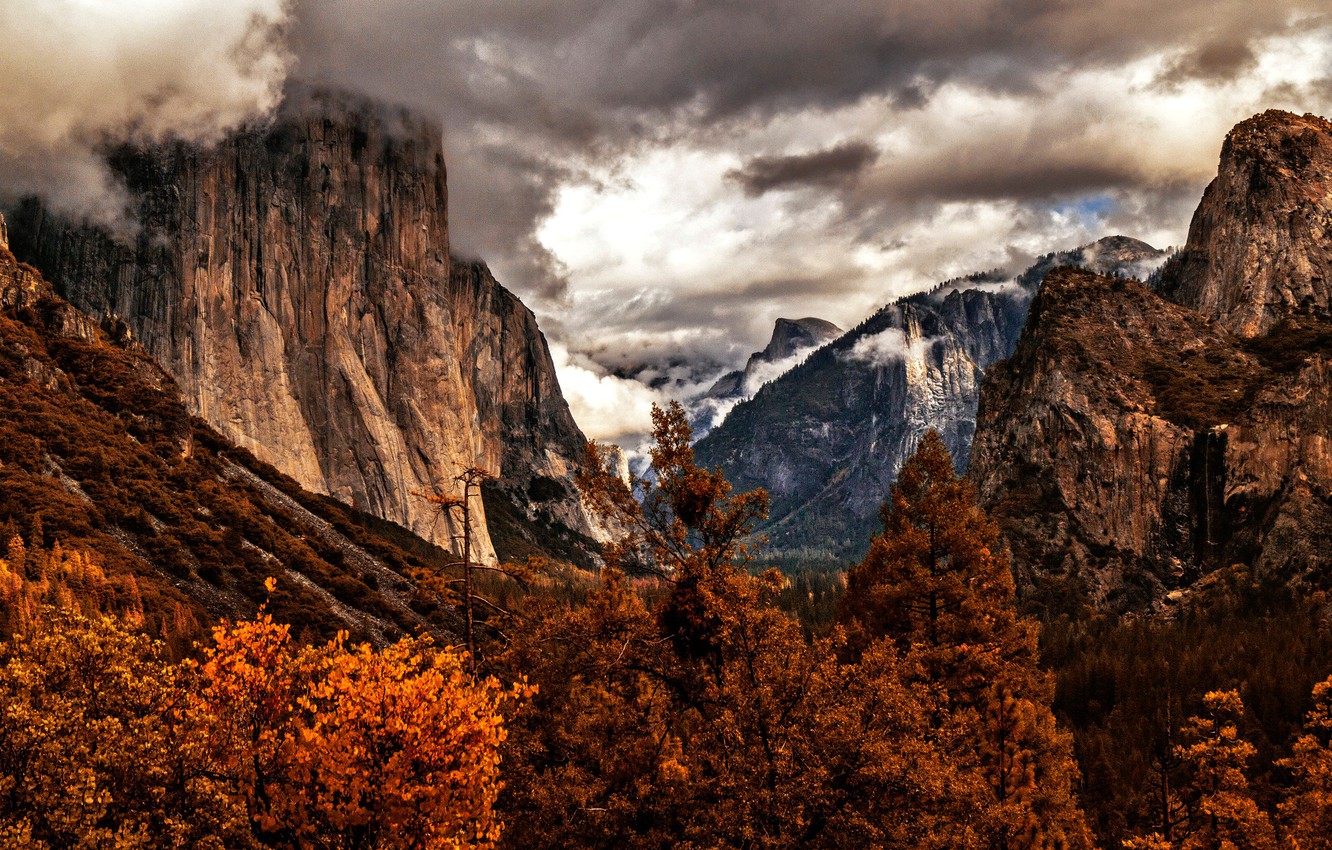 Yosemite Falls Wallpapers