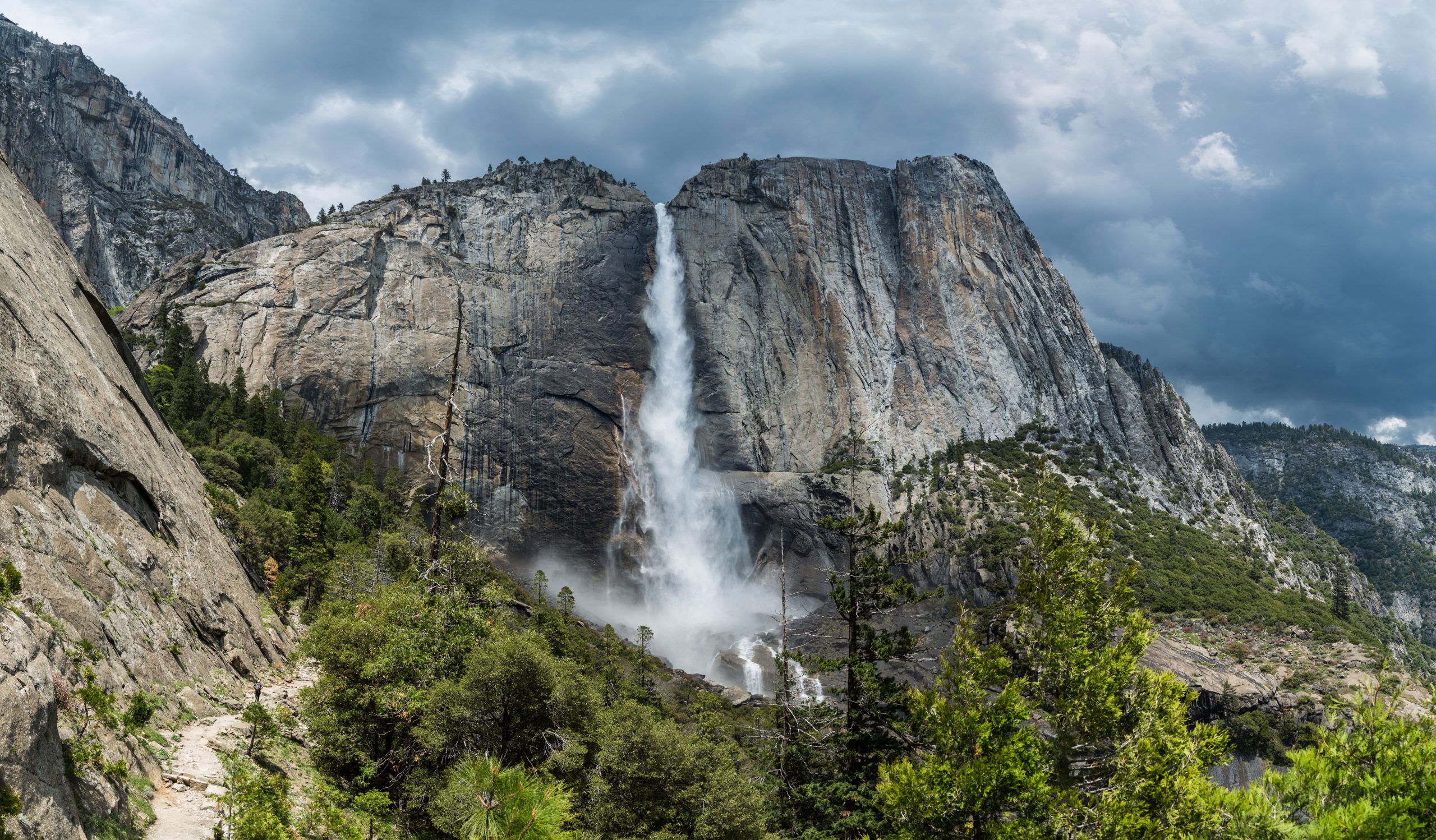 Yosemite Falls Wallpapers