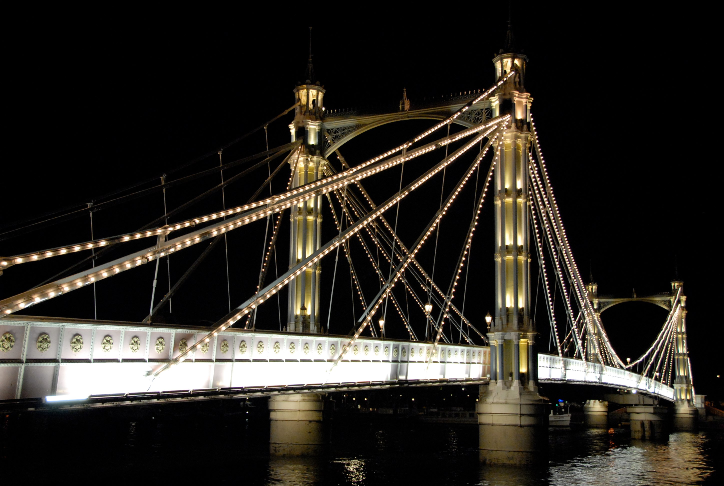 Albert Bridge Wallpapers