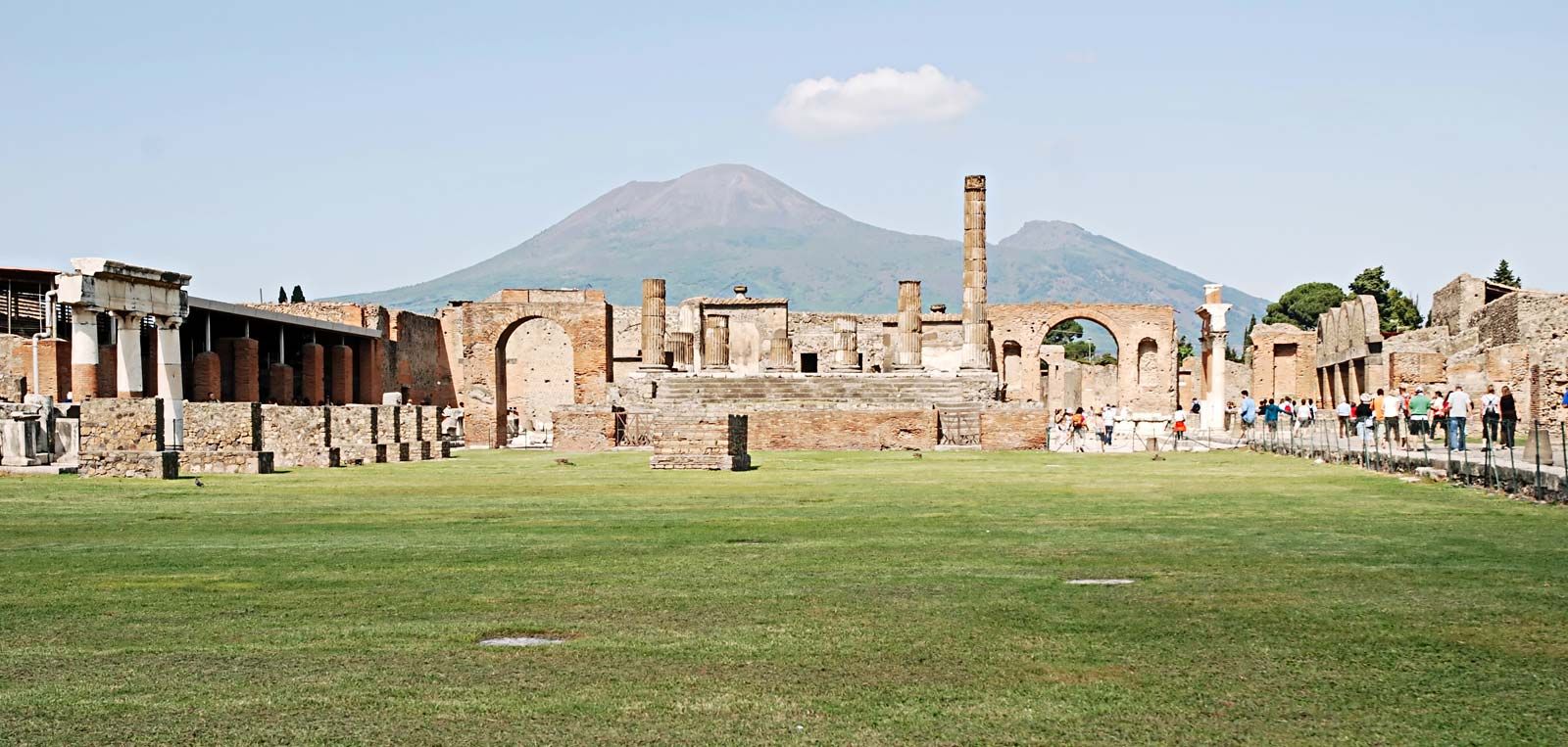 Amphitheatre Of Pompeii Wallpapers