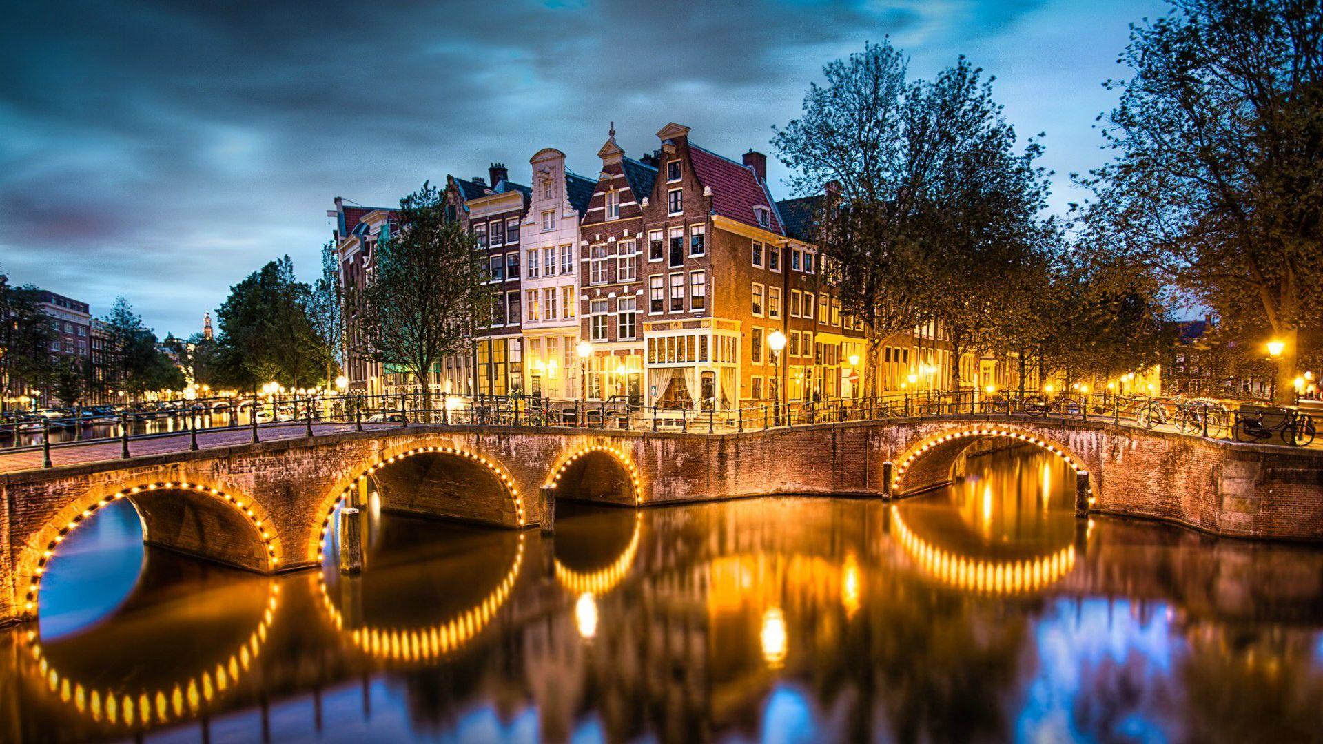 Amsterdam Wallpapers