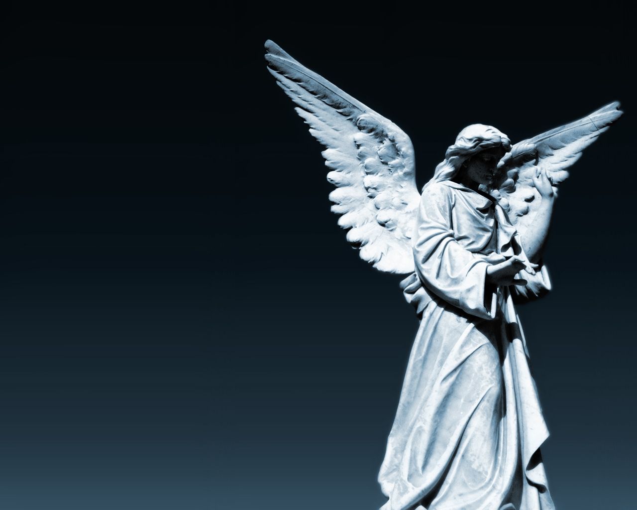 Angel Statue Wallpapers