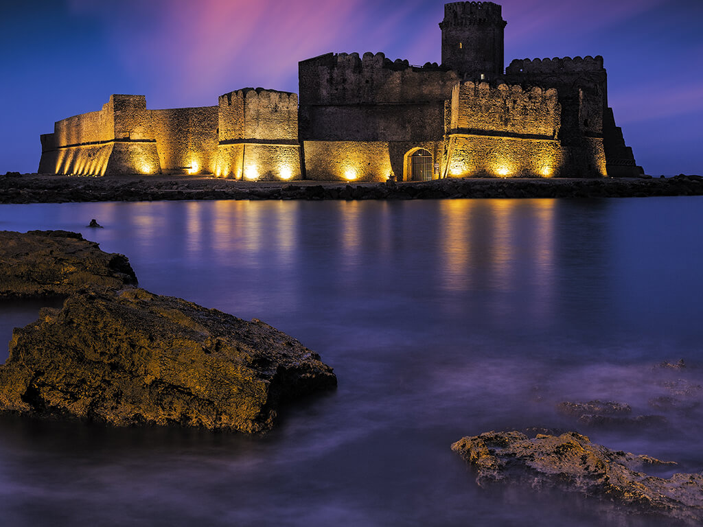 Aragonese Castle Wallpapers