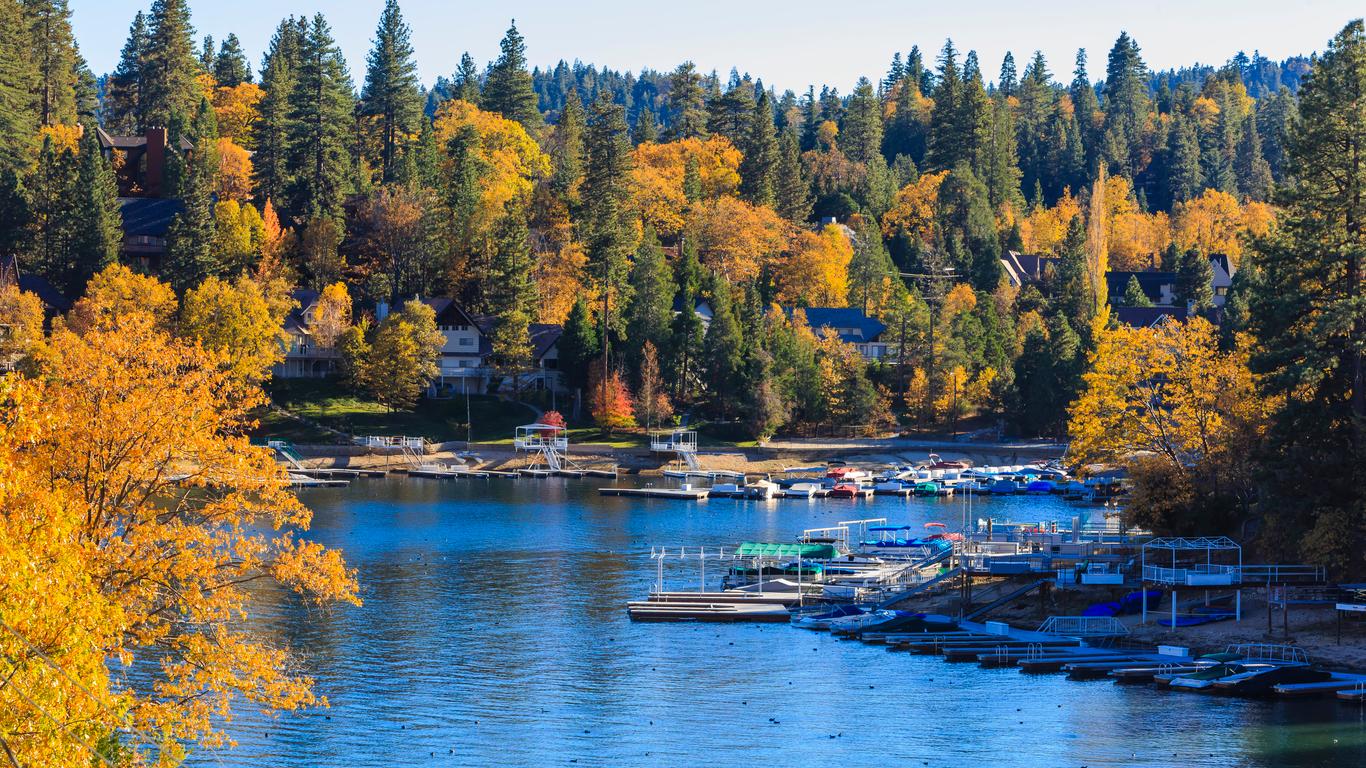 Arrowhead Village Wallpapers