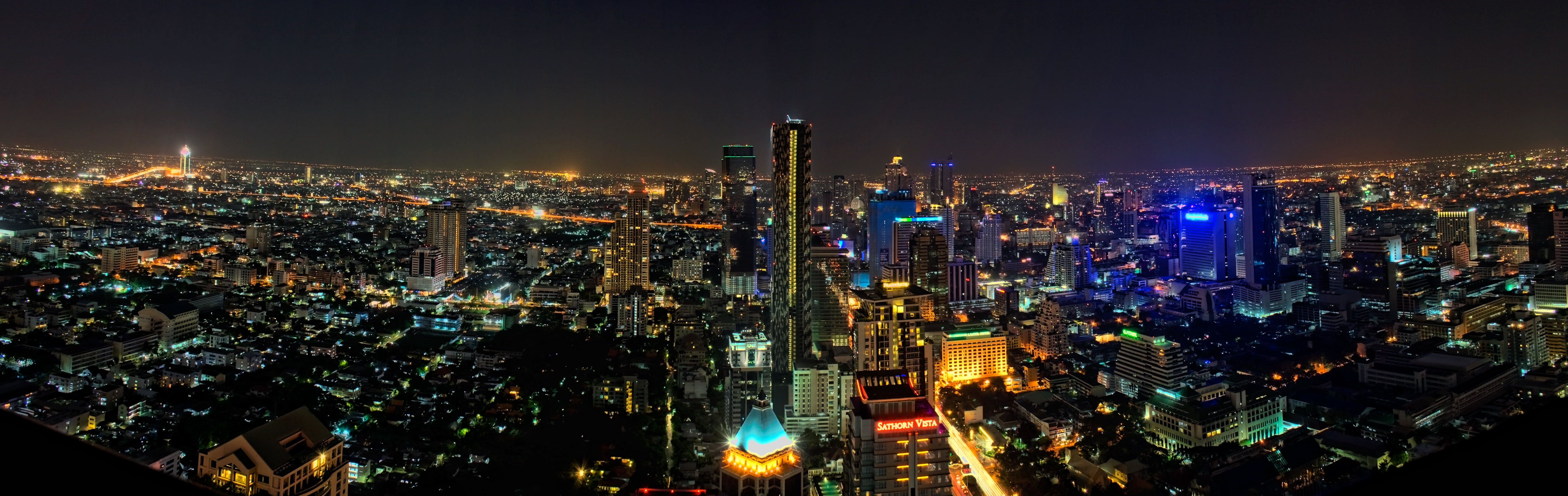 Bangkok Skyscraper In Night Wallpapers