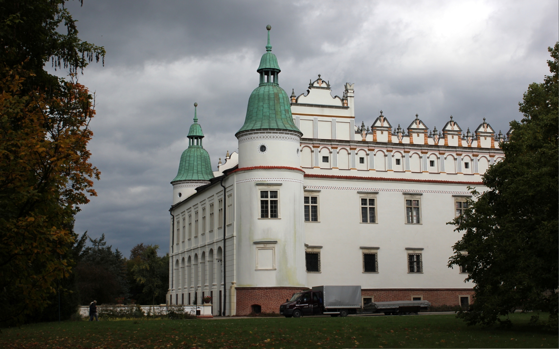 Baranгіw Sandomierski Castle Wallpapers