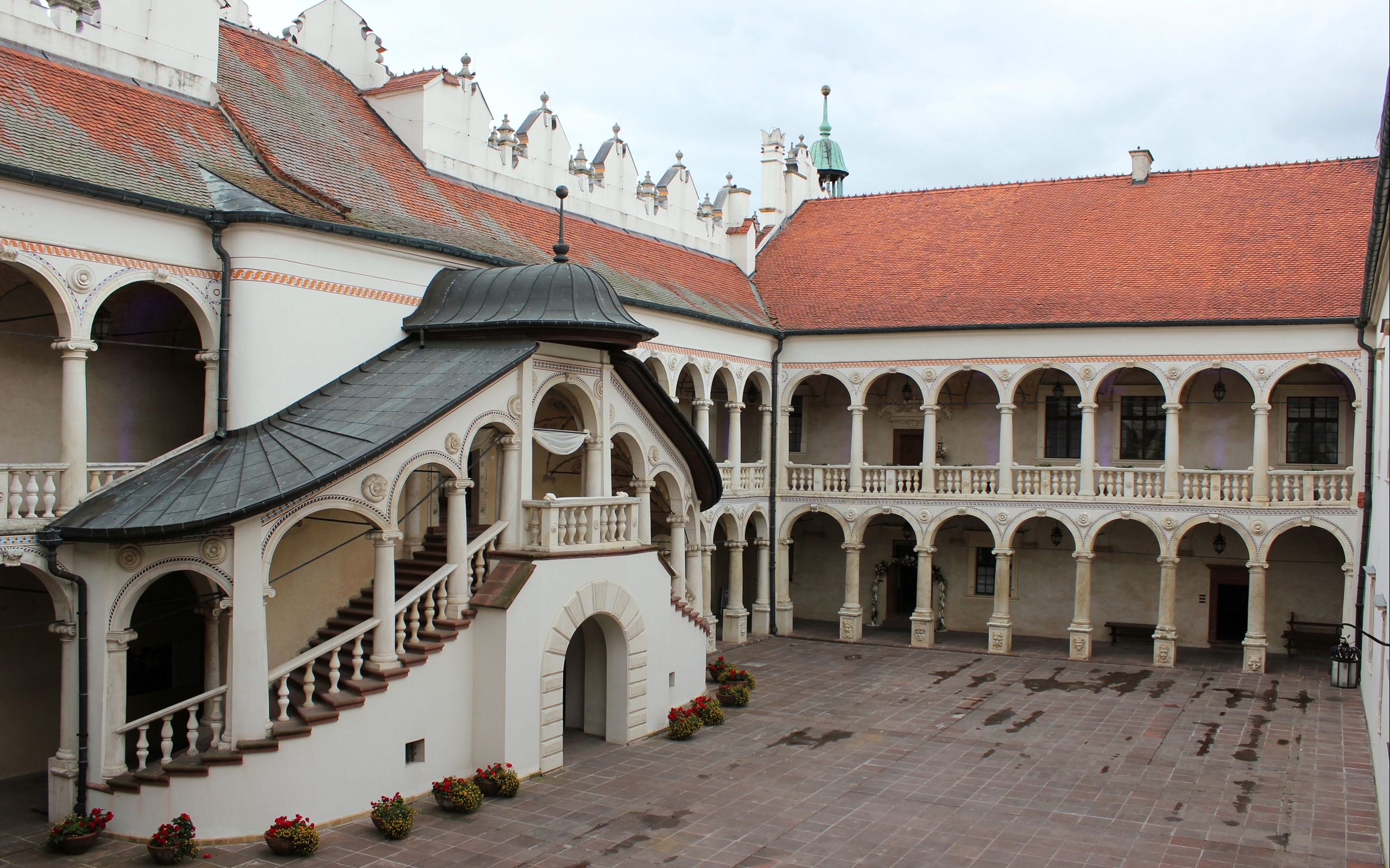 Baranгіw Sandomierski Castle Wallpapers