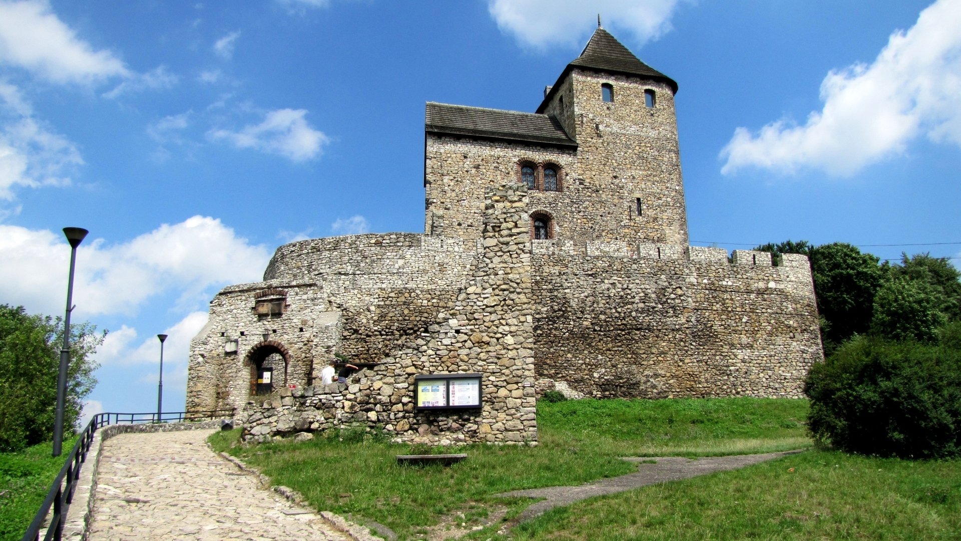 Bedzin Castle Wallpapers