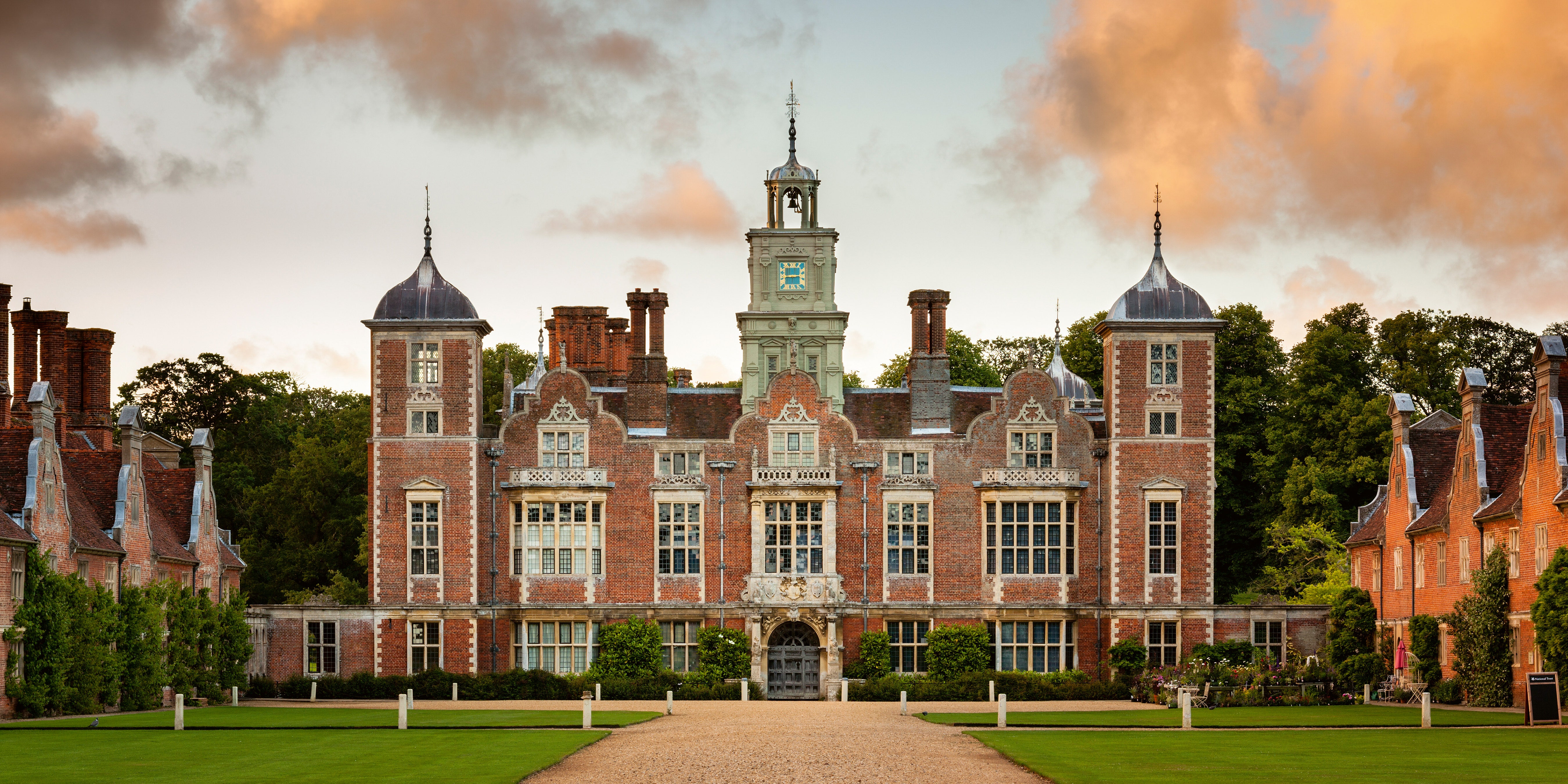 Blickling Hall Wallpapers