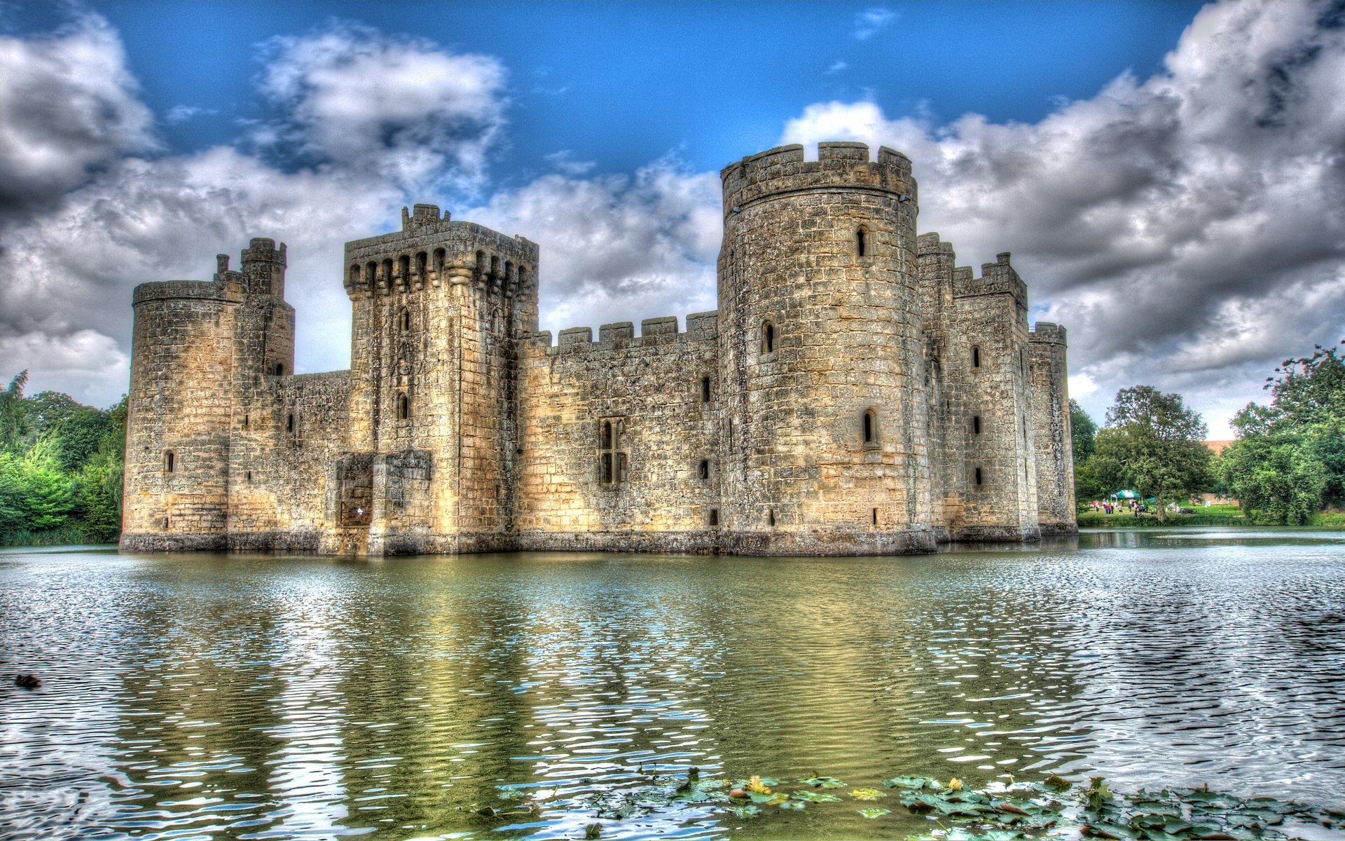 Bodiam Castle Wallpapers