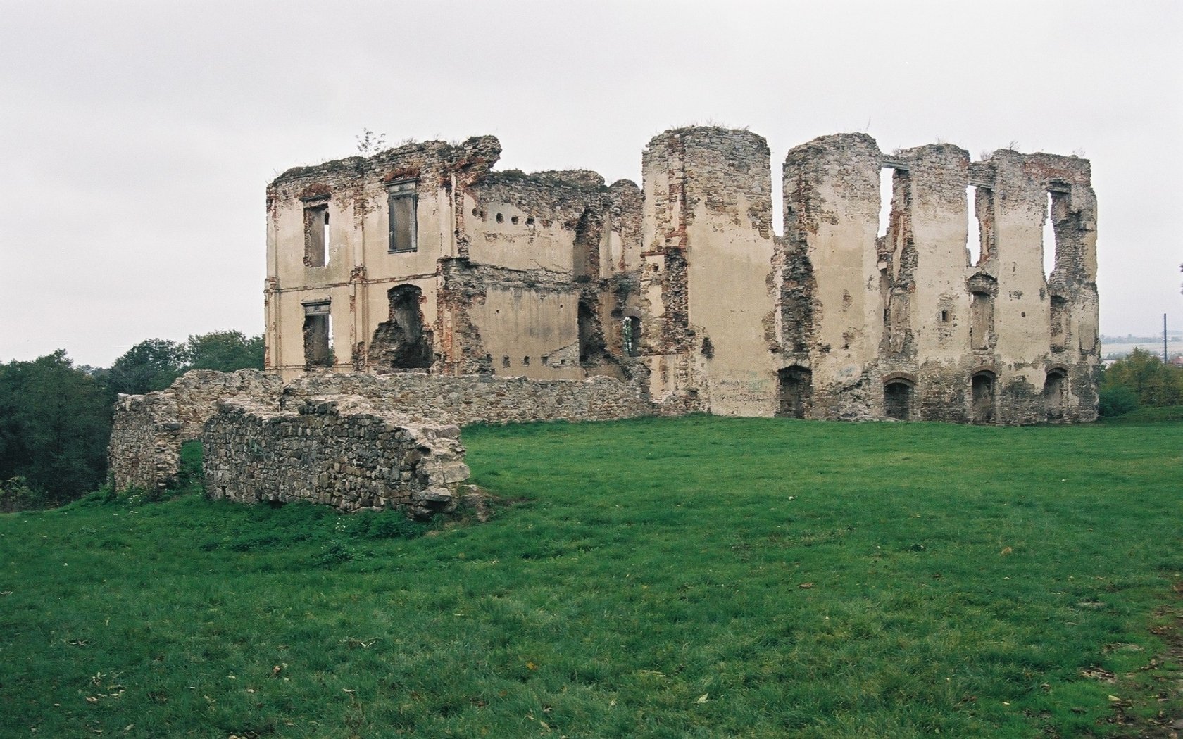 Bodzentyn Castle Wallpapers