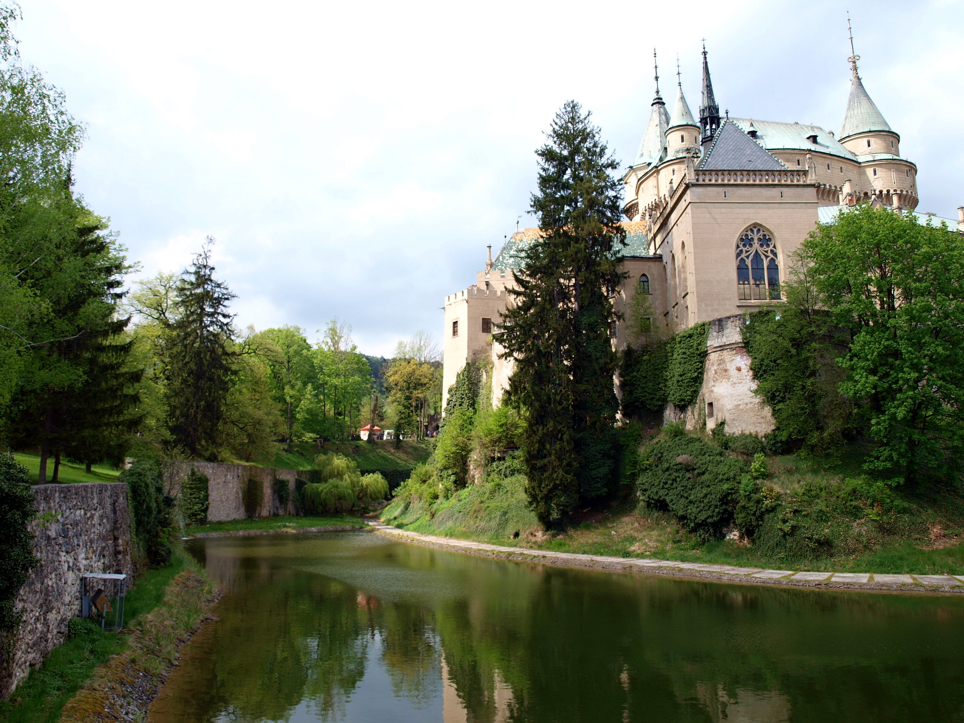 Bojnice Castle Wallpapers