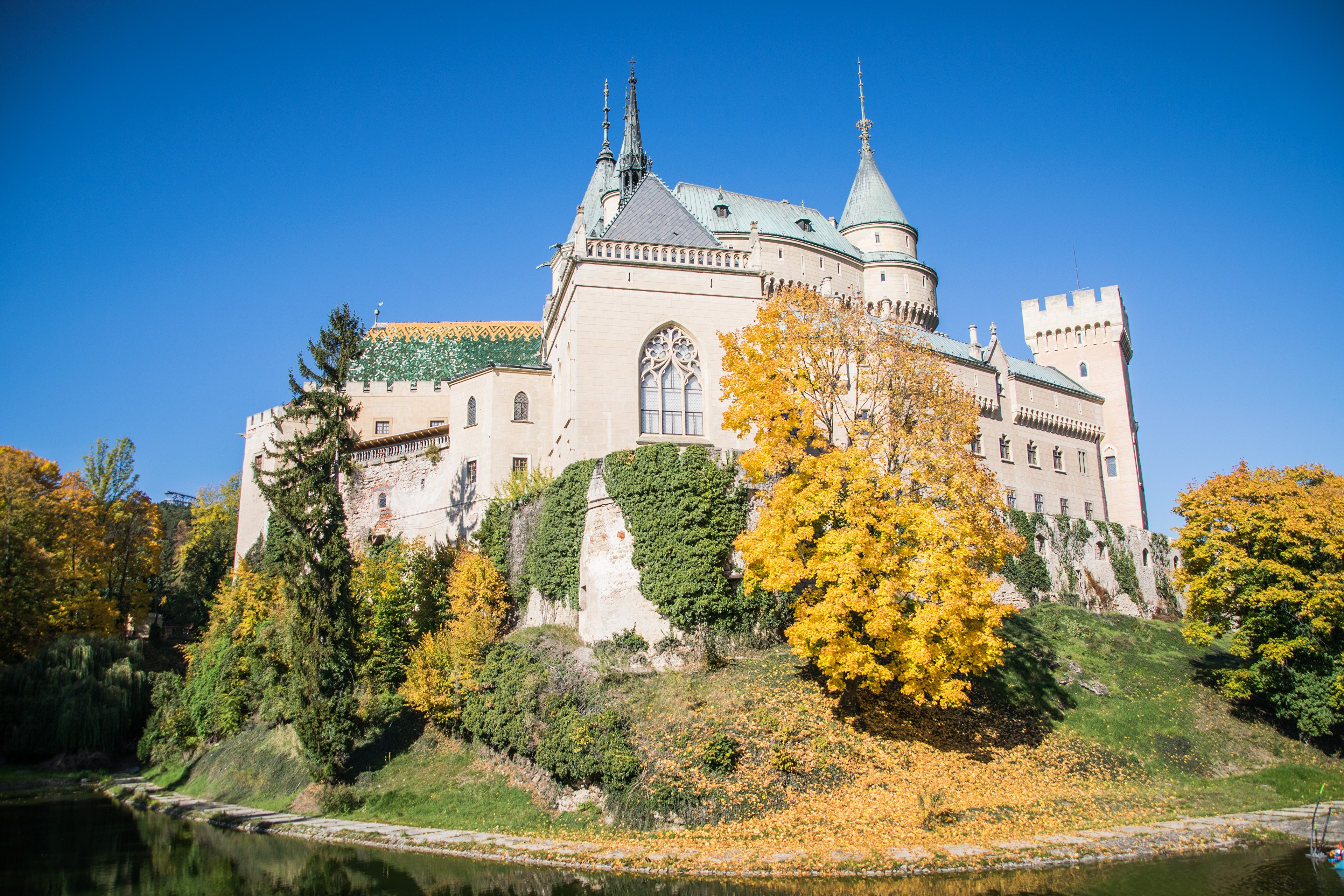 Bojnice Castle Wallpapers