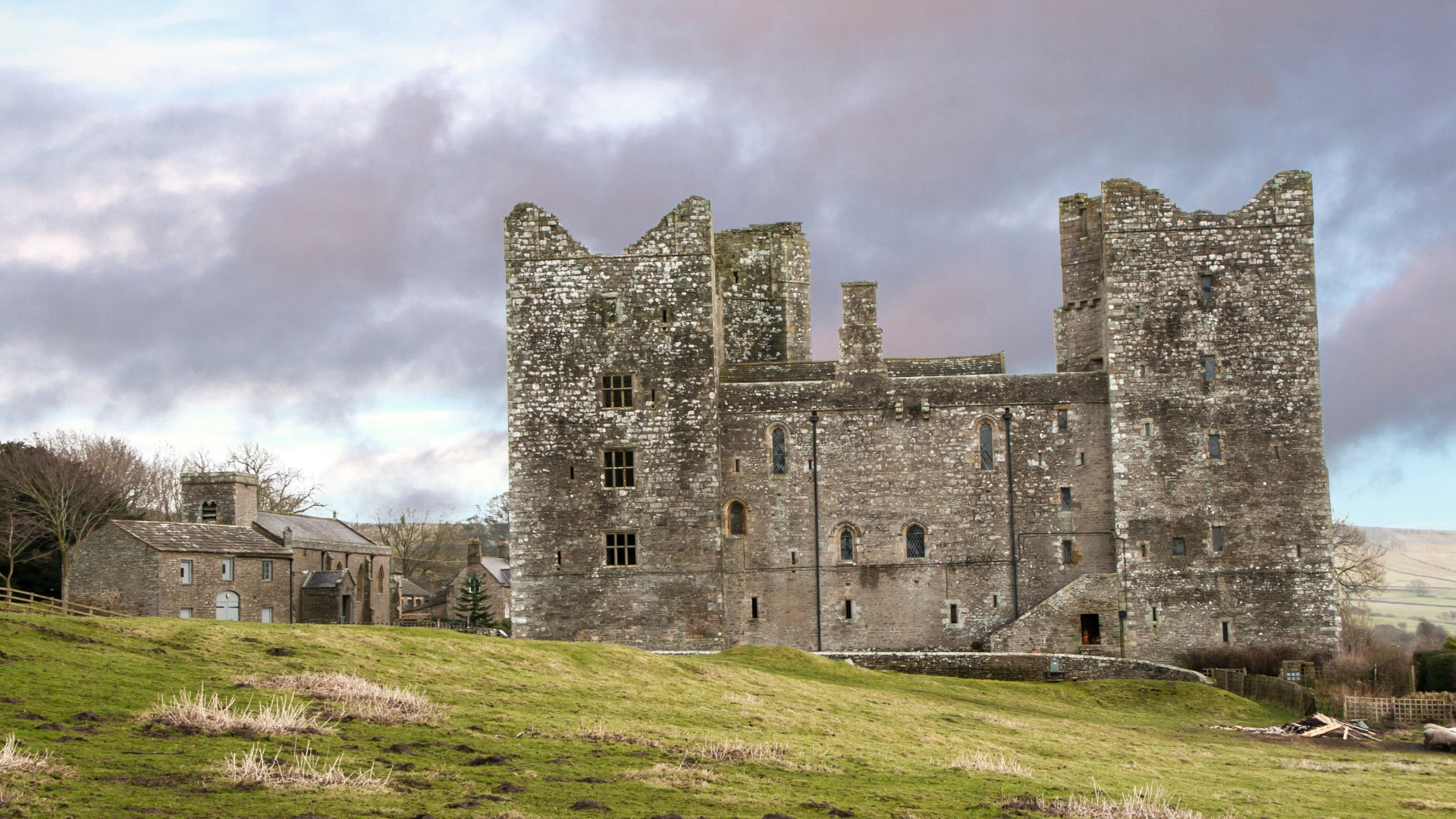 Bolton Castle Wallpapers