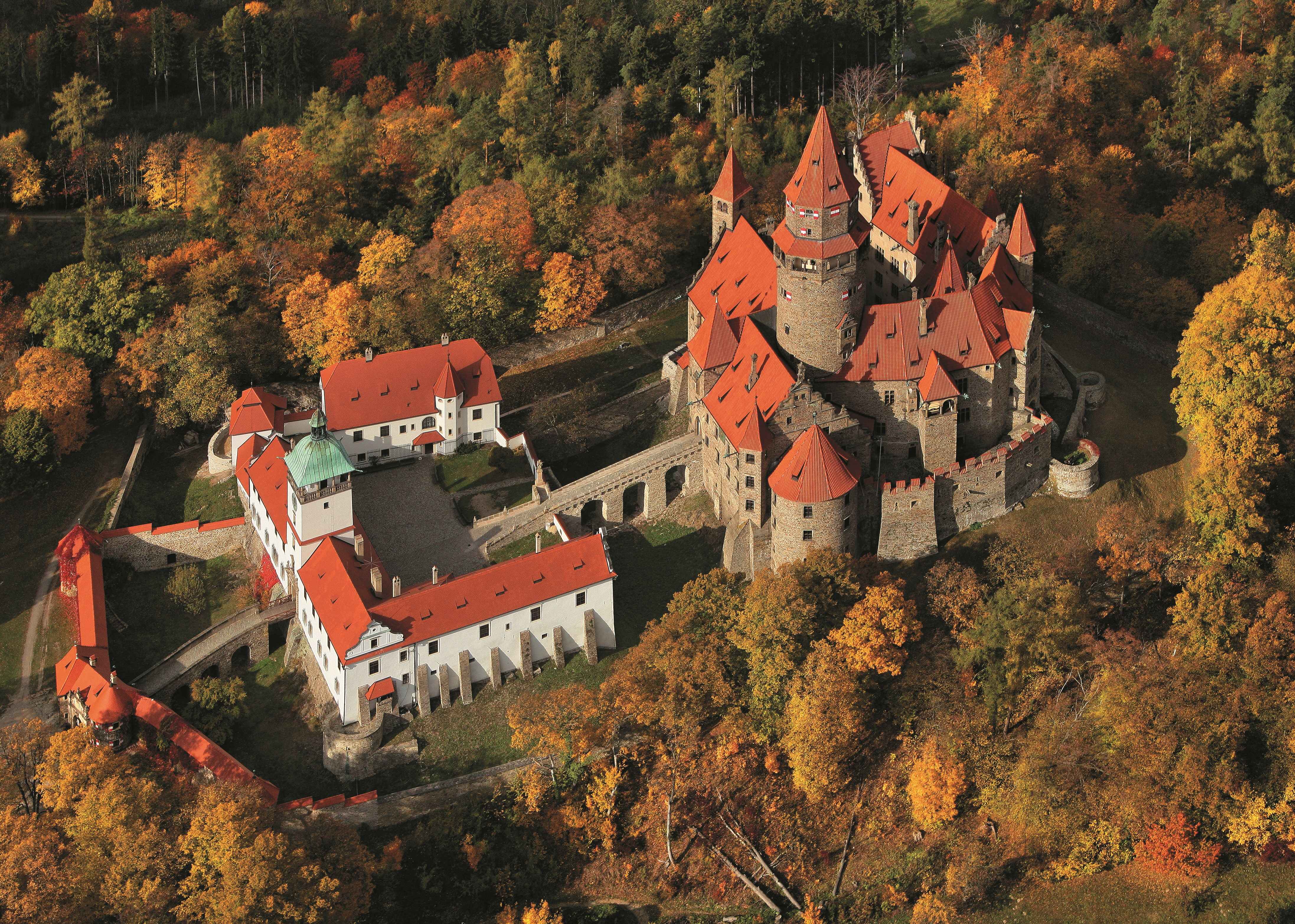 Bouzov Castle Wallpapers