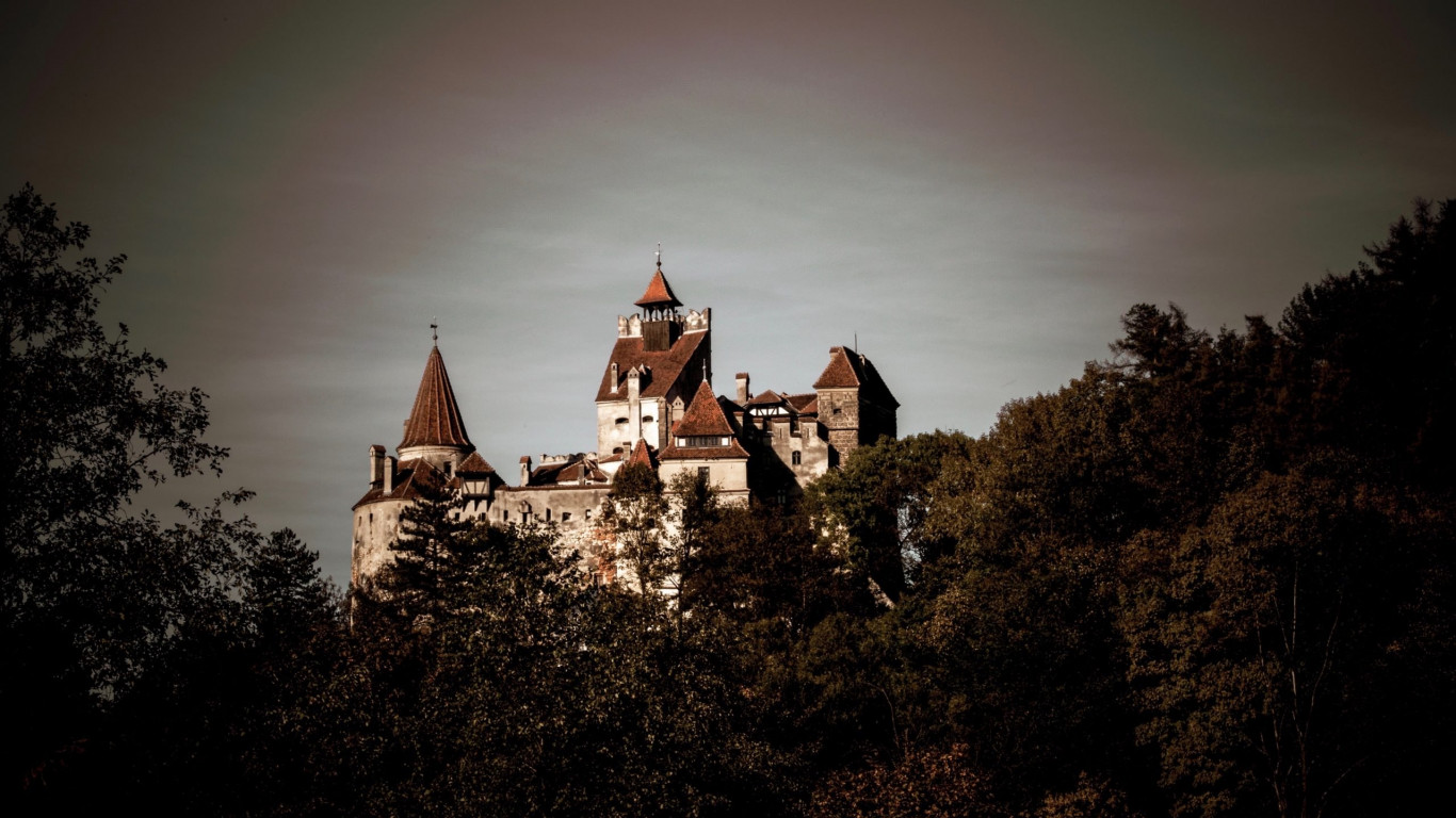 Bran Castle Wallpapers