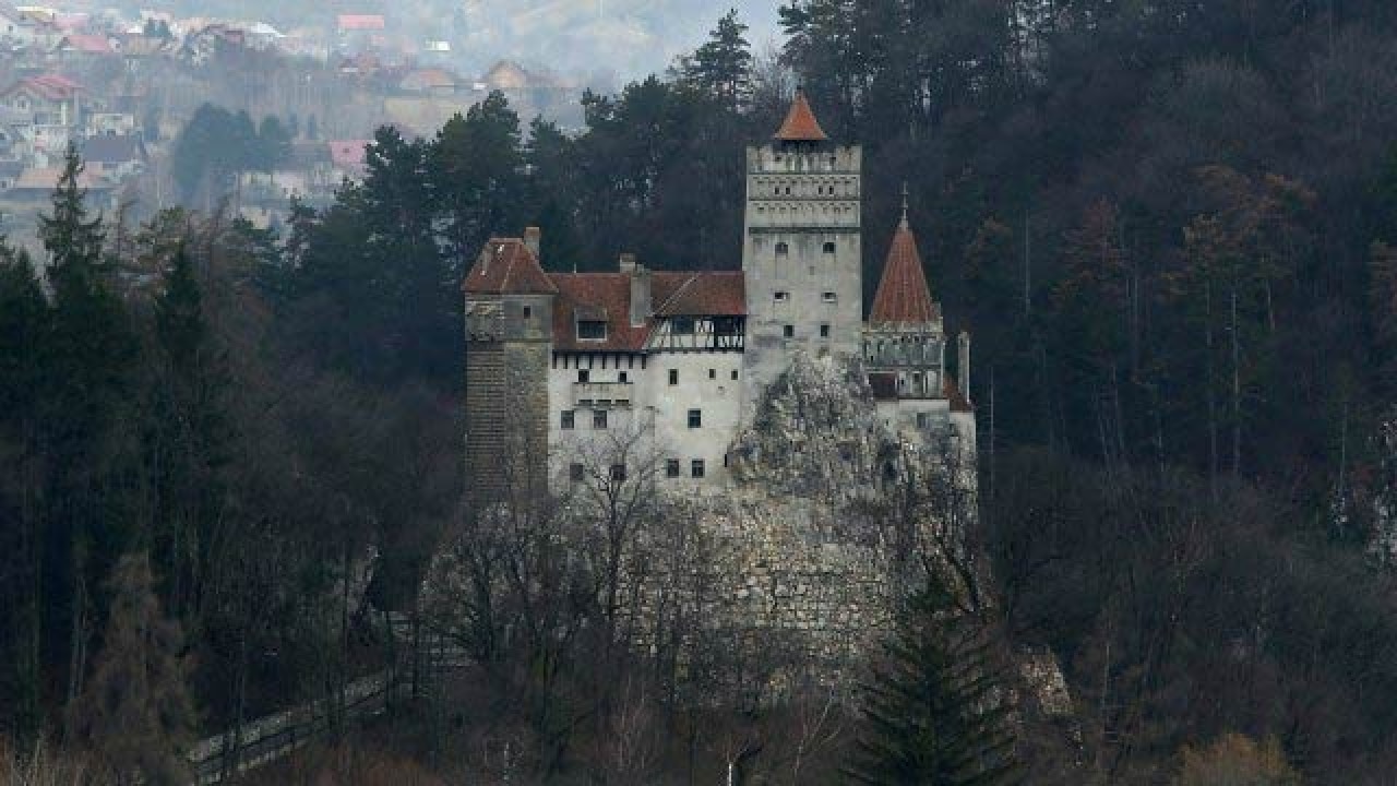 Bran Castle Wallpapers