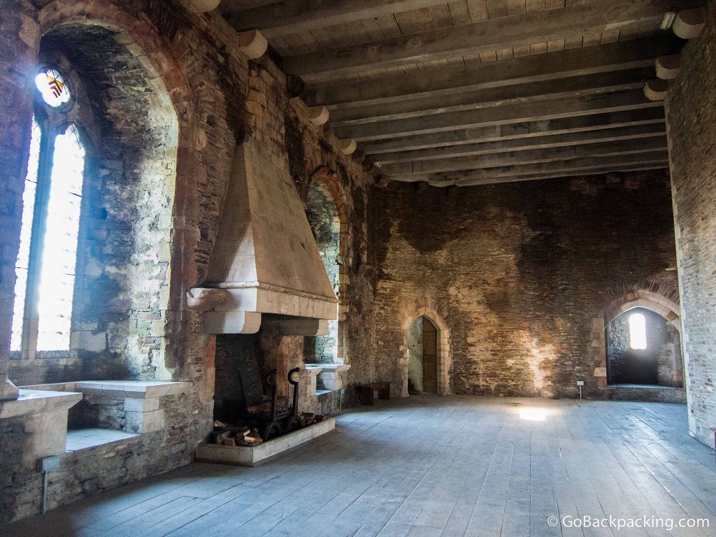 Caerphilly Castle Wallpapers