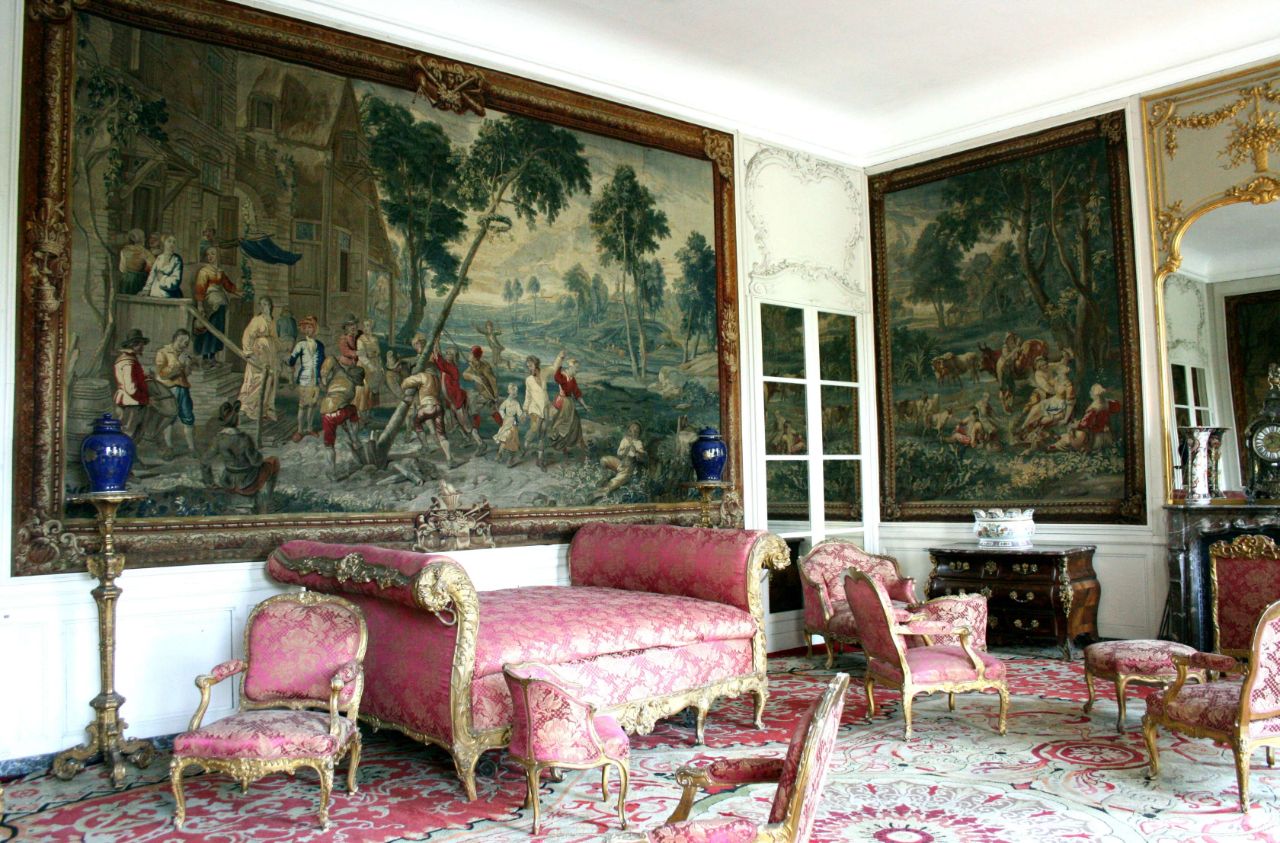 Chateau De Beloeil Wallpapers