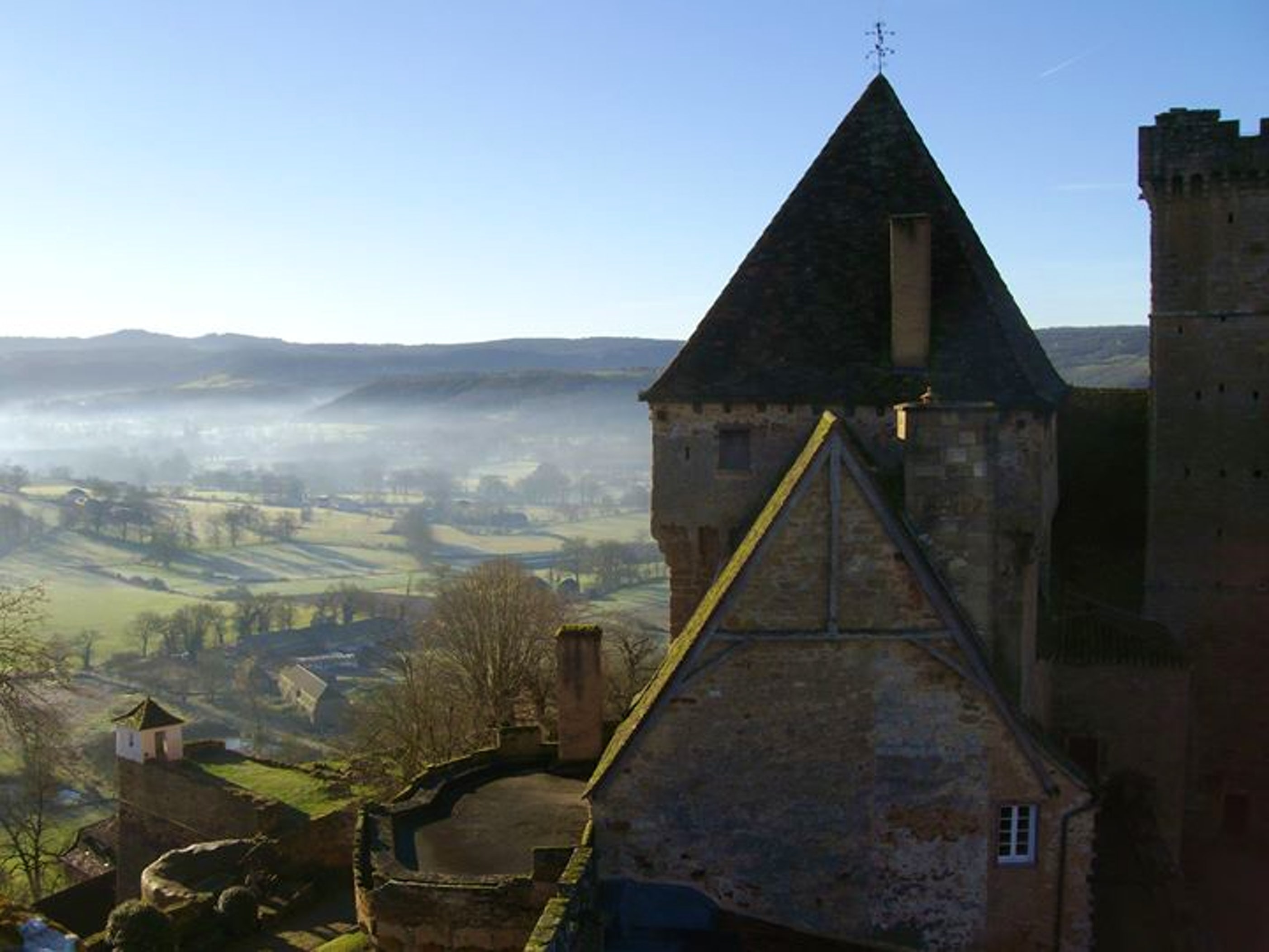 Chateau De Castelnau-Bretenoux Wallpapers