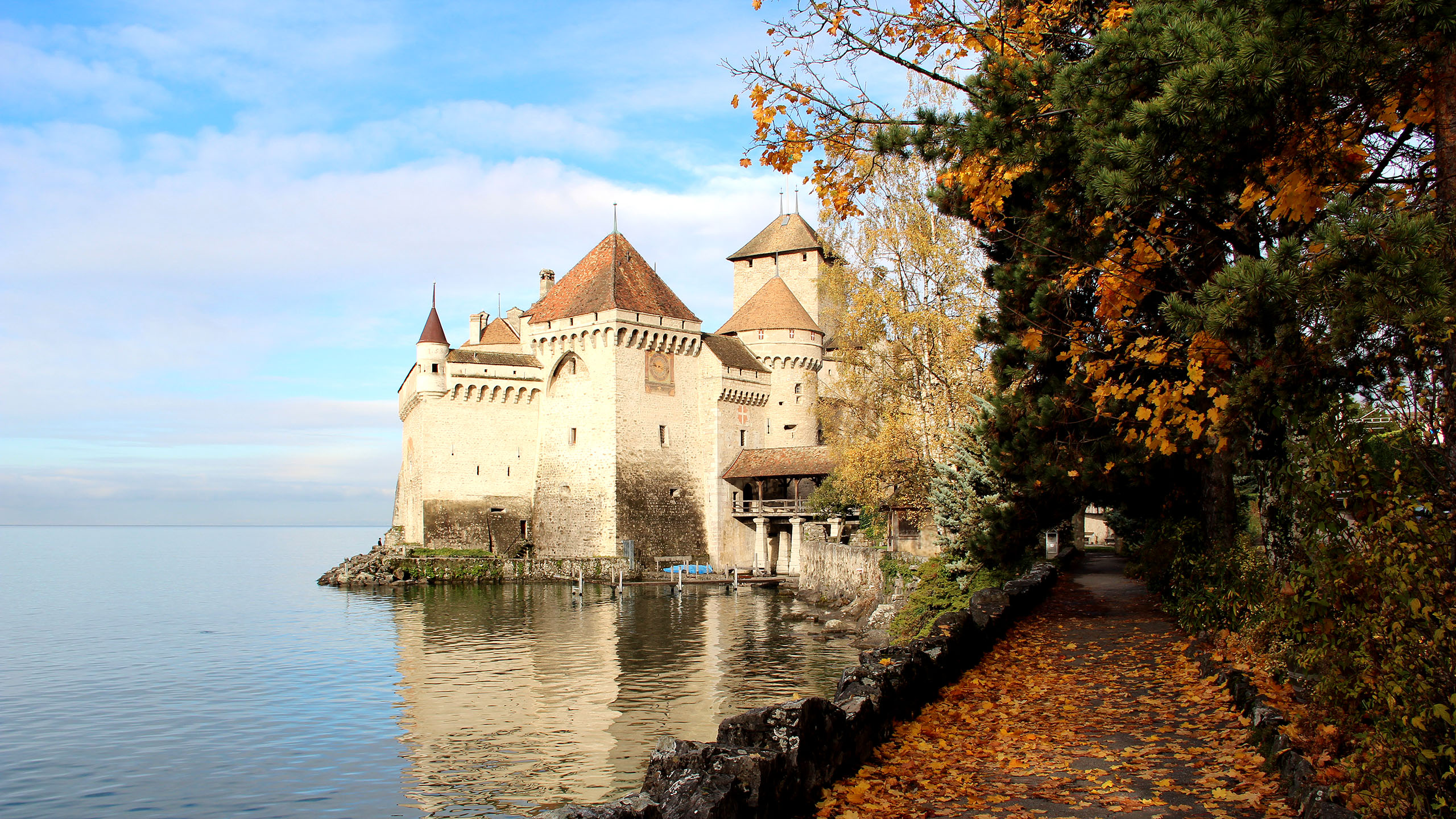 Chateau De Chillon Wallpapers