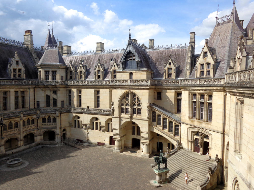 Chateau De Pierrefonds Wallpapers