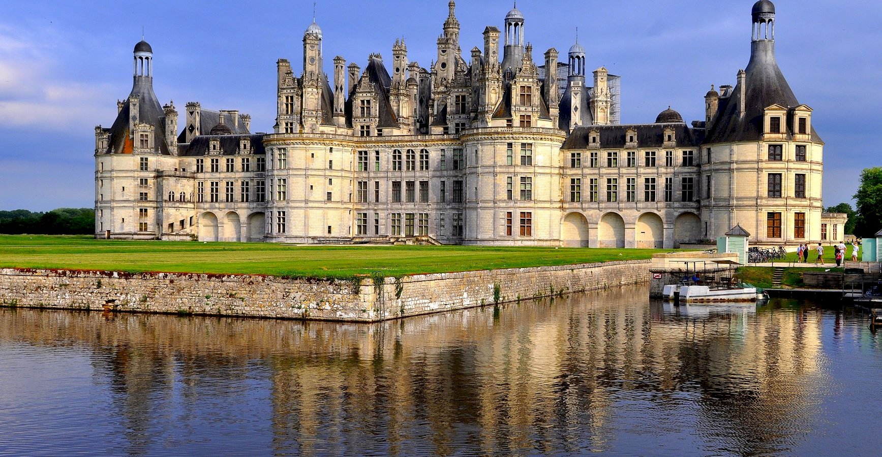 Chateaux Of The Loire Valley Wallpapers