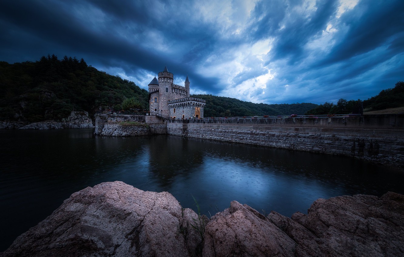 Chateaux Of The Loire Valley Wallpapers